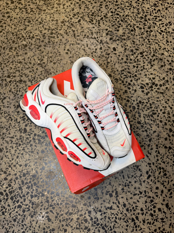 Nike Tailwind 4 White Laser Crimson Men’s US9.5