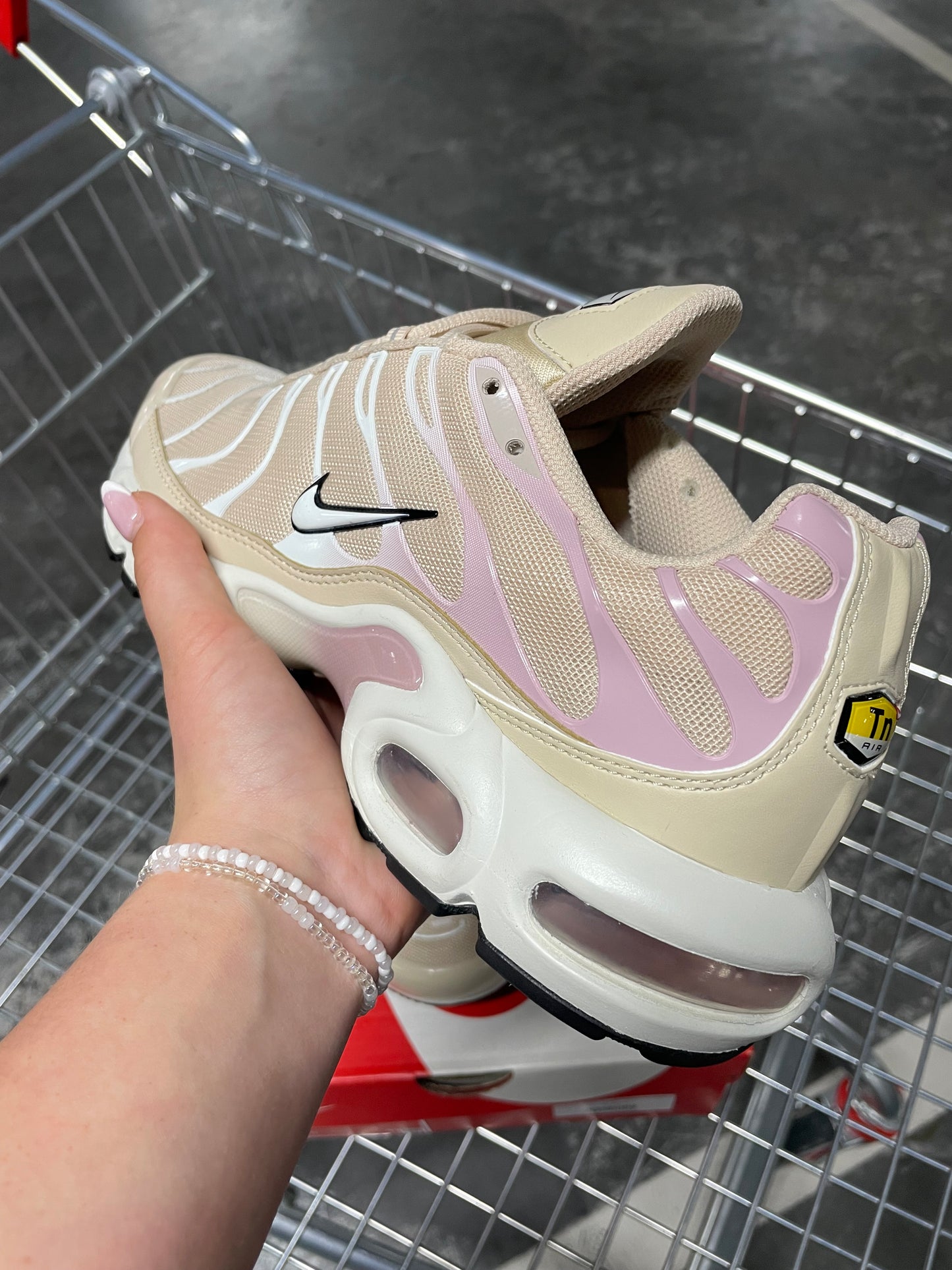 Nike Air Max Plus Sandrift US11W / 9.5 Men’s