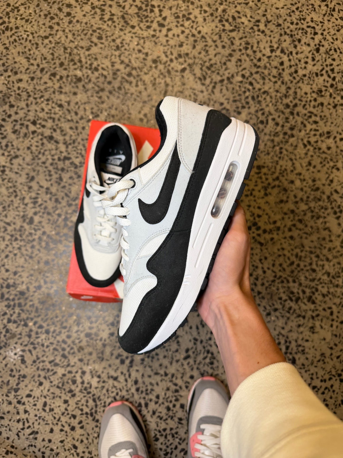 Nike Air Max 1 Panda US9.5 Men's