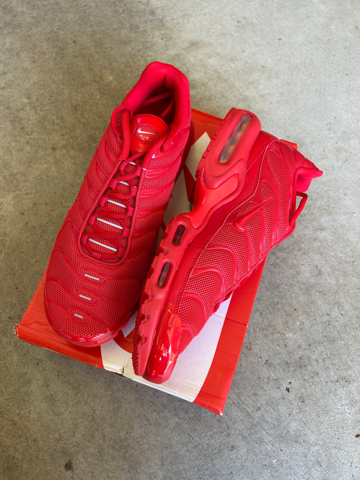 Nike Air Max Plus AU Lava US10.5 Men’s