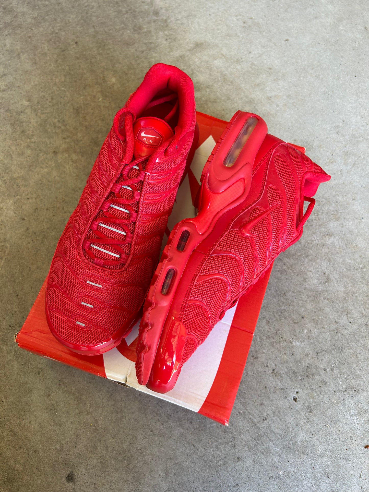 Nike Air Max Plus AU Lava US10.5 Men’s