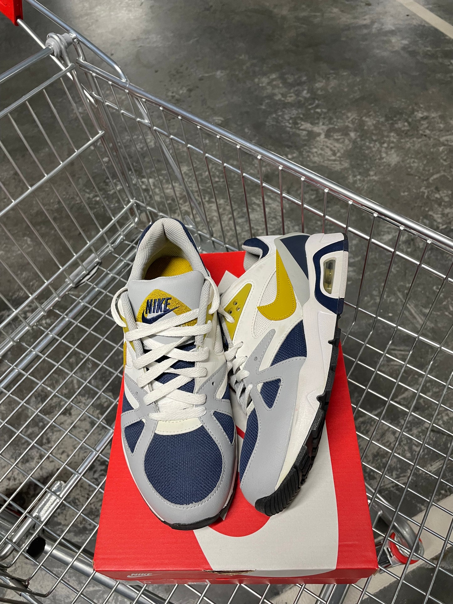 Nike Air Structure Triax 91 White Navy Citron US9 Men’s