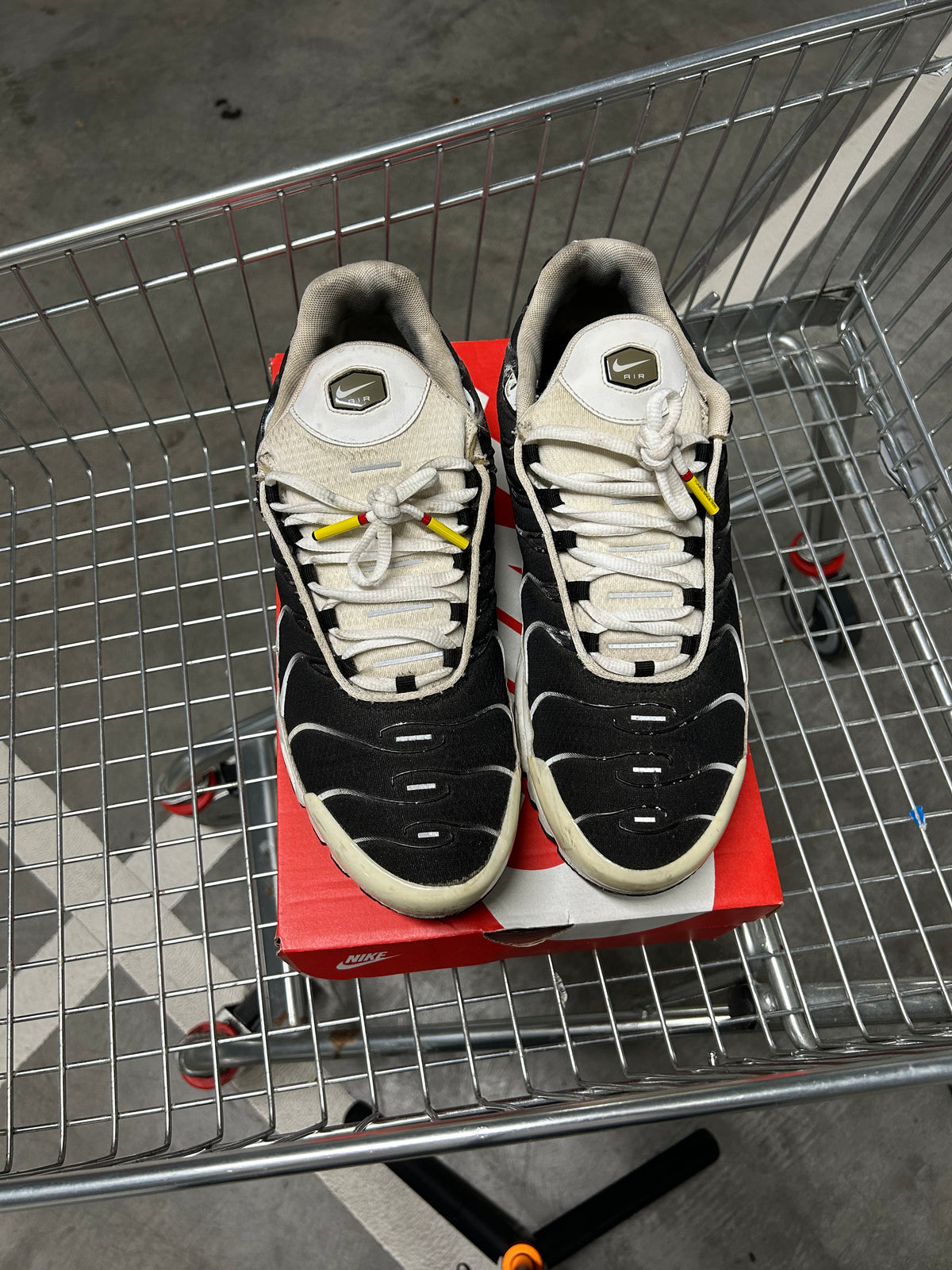 Nike Air Max Plus Killer Whales US12