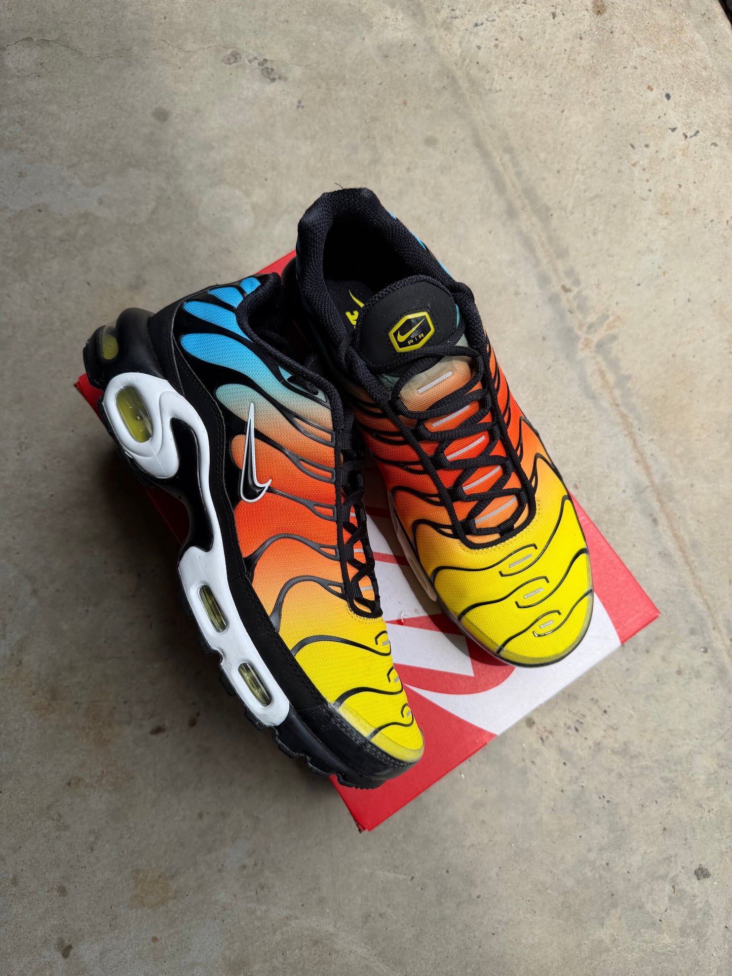 Nike Air Max Plus Tropical Gradient US11 Men’s