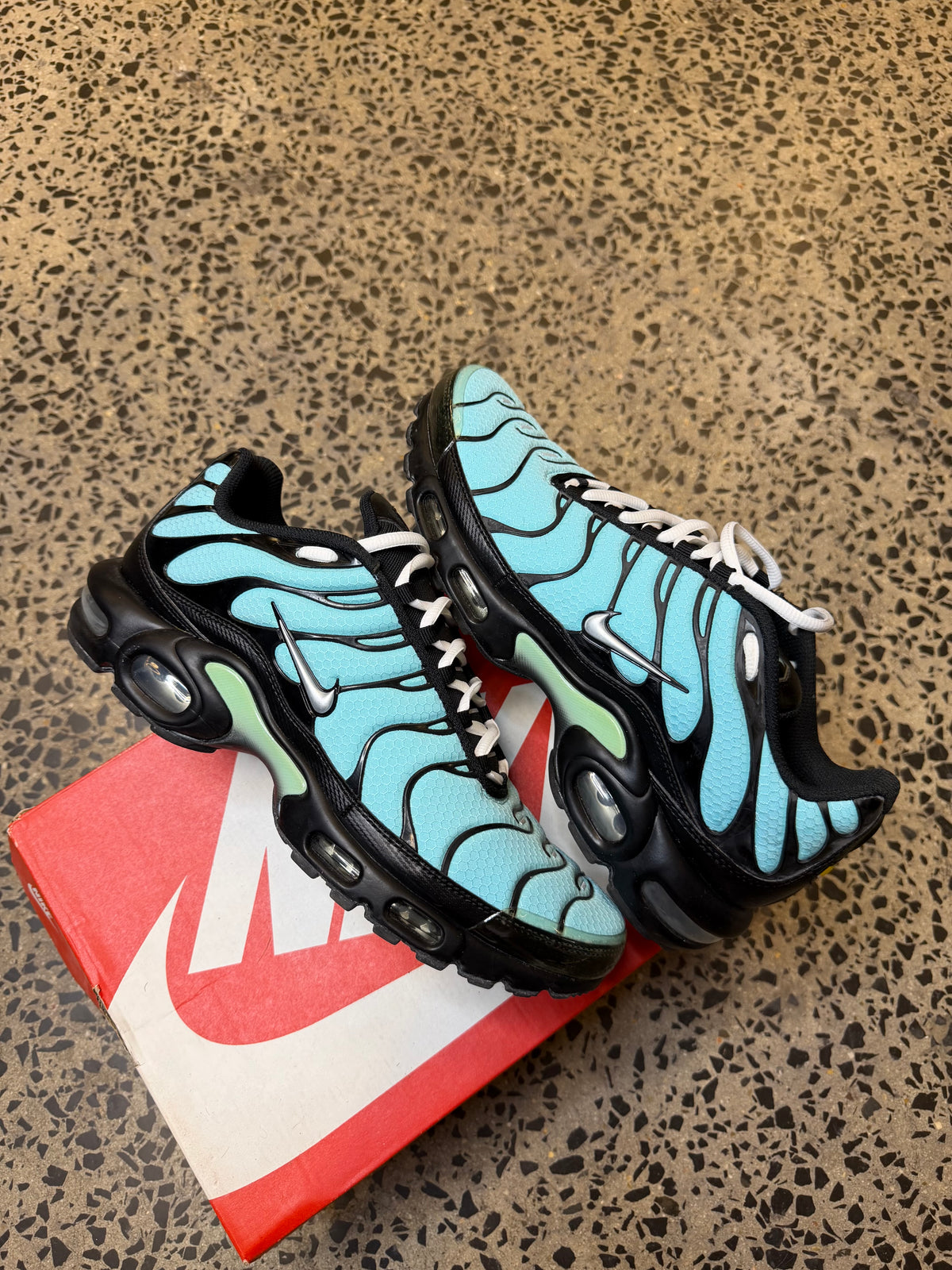 Nike Air Max Plus Dark Tiffany’s (2020) US9.5 Men’s