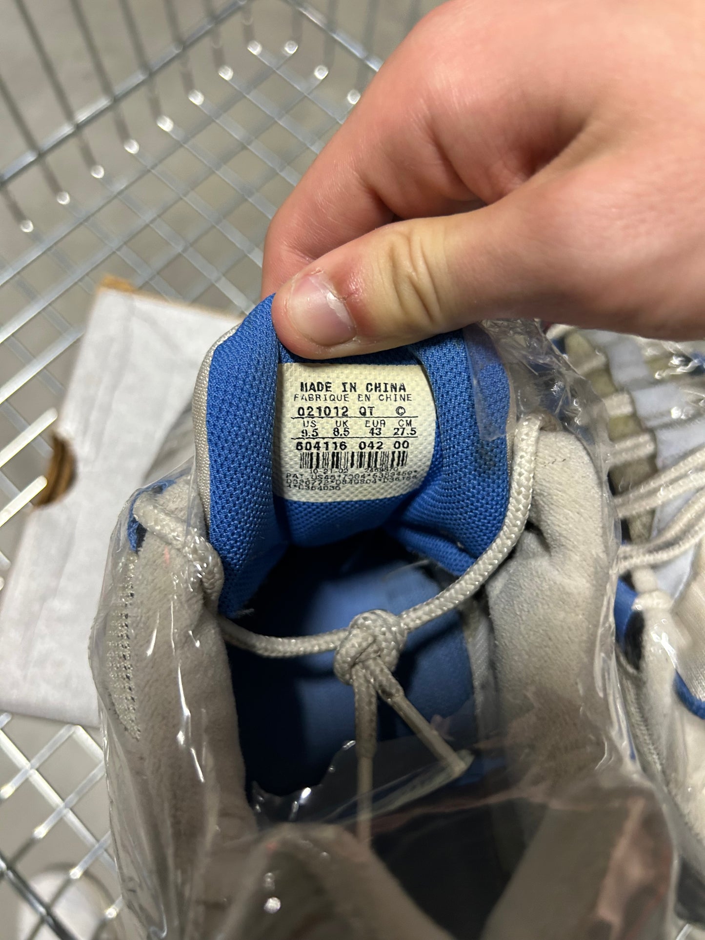 Nike Air Max 95 Black/ Blue crystal (2002) US9.5 men’s