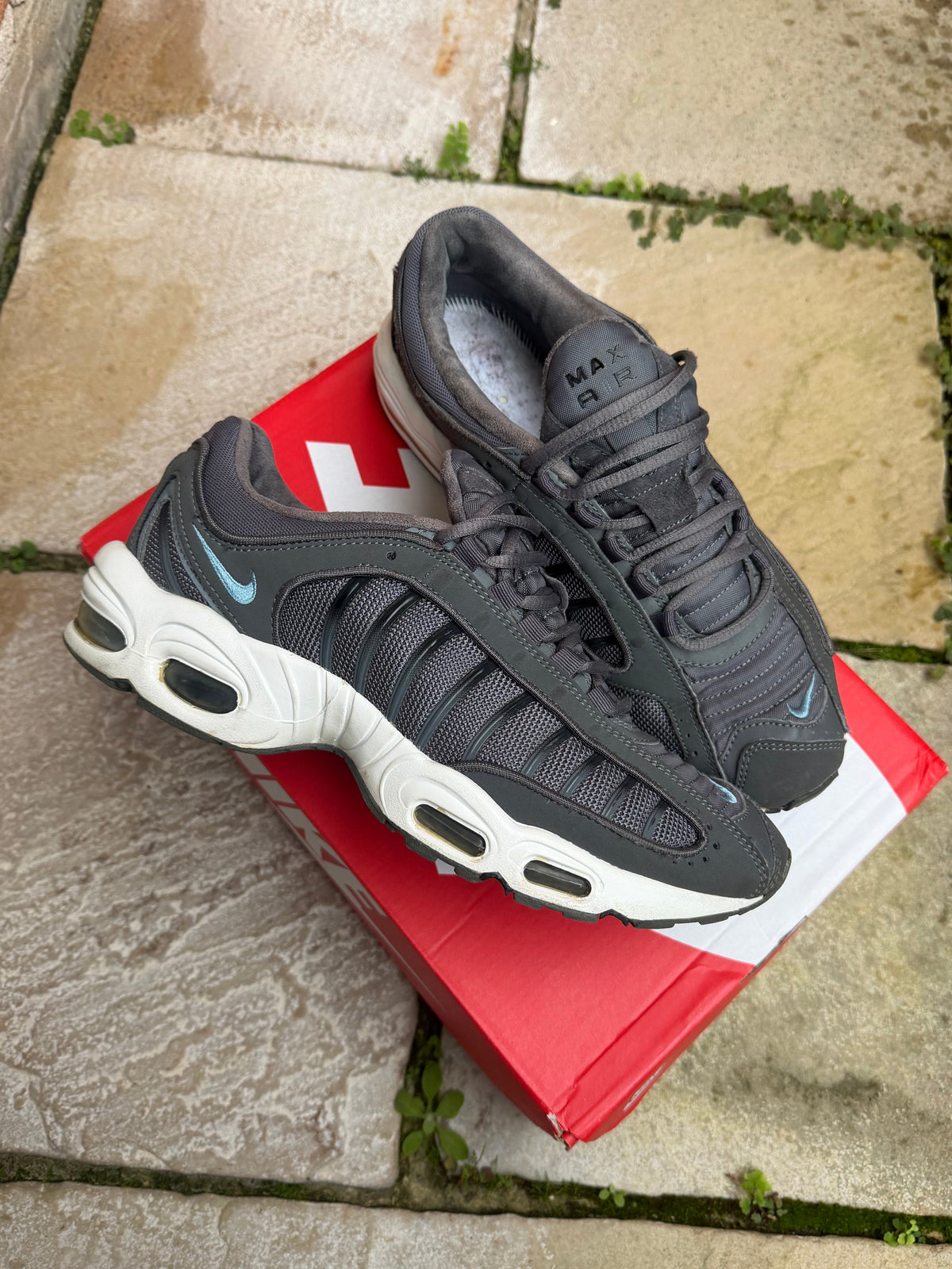 Nike Air Max Tailwind 4 “Iron Grey”