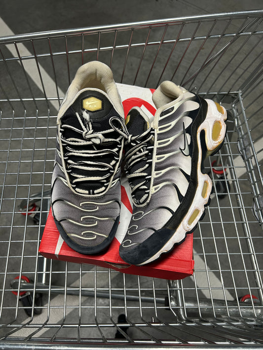 Nike Air Max Plus Smokes 2004 Men’s US10