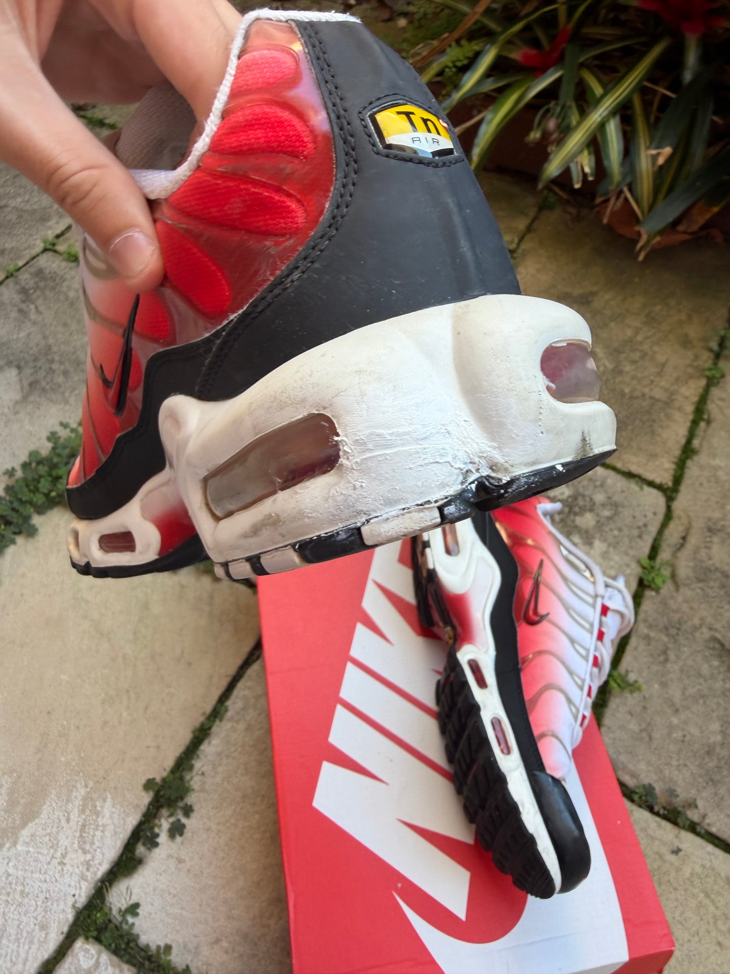 Nike Air Max Plus "White University Red" US9 Men's