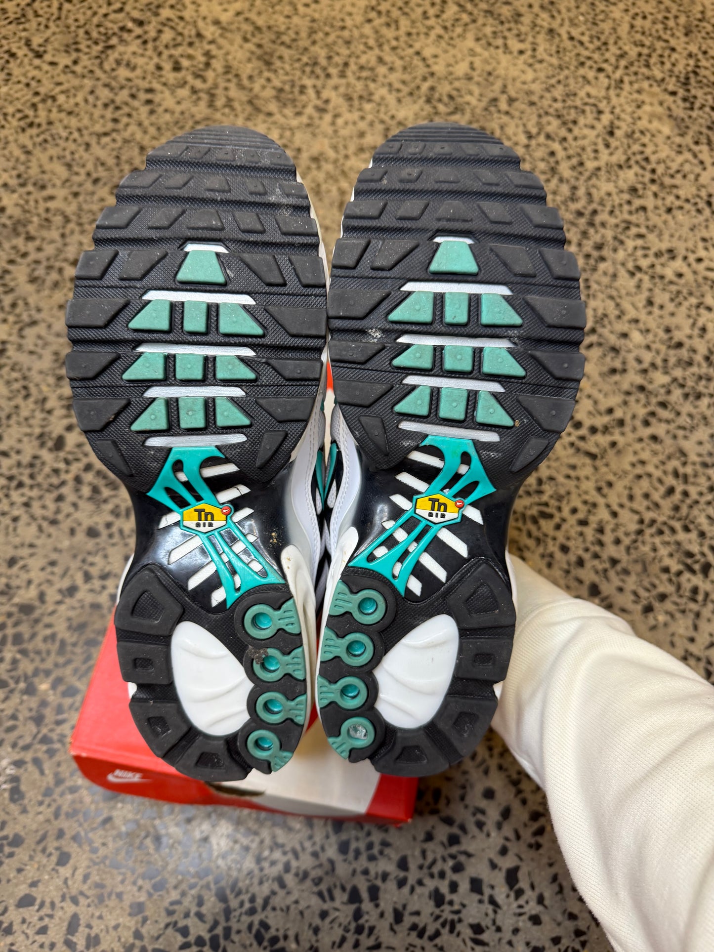 Nike Air Max Plus Tiffany Hyper Jade US9 Mens