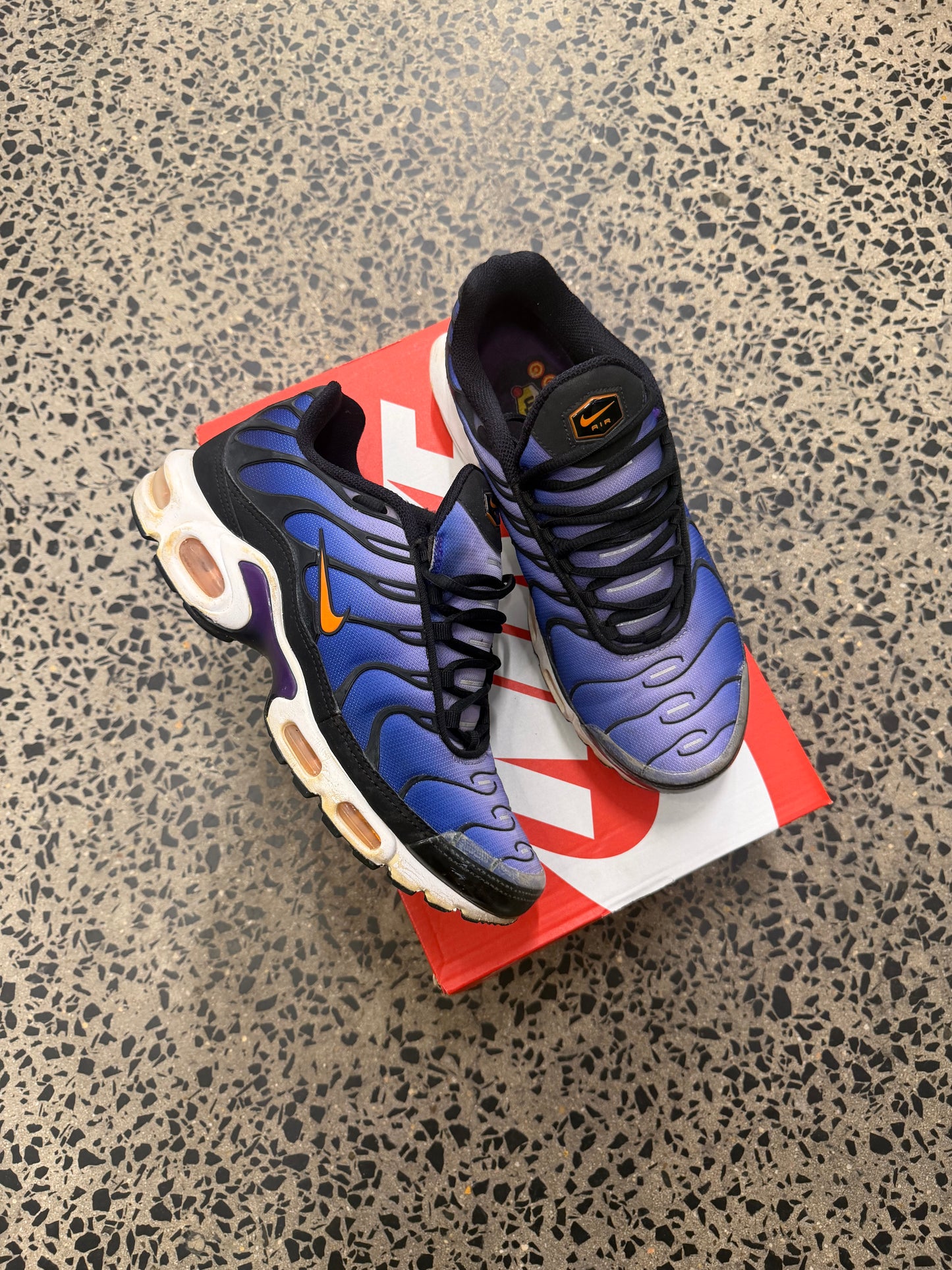 Nike Air Max Plus "Purple Volts" US10 Men's (2018 Release)