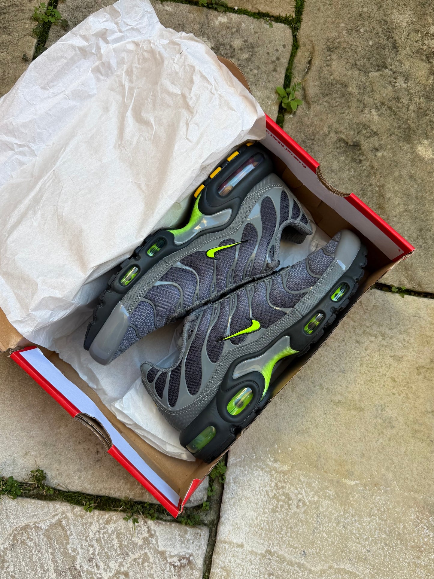 Nike Air Max Plus "Smoke Grey Volt" US8 Men's