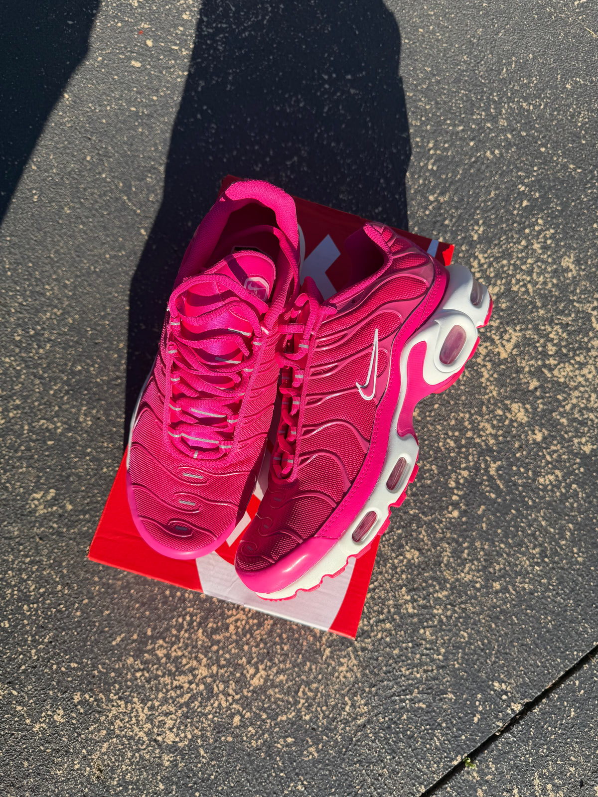 Nike Air Max Plus "Hot Pinks" US9 Women's