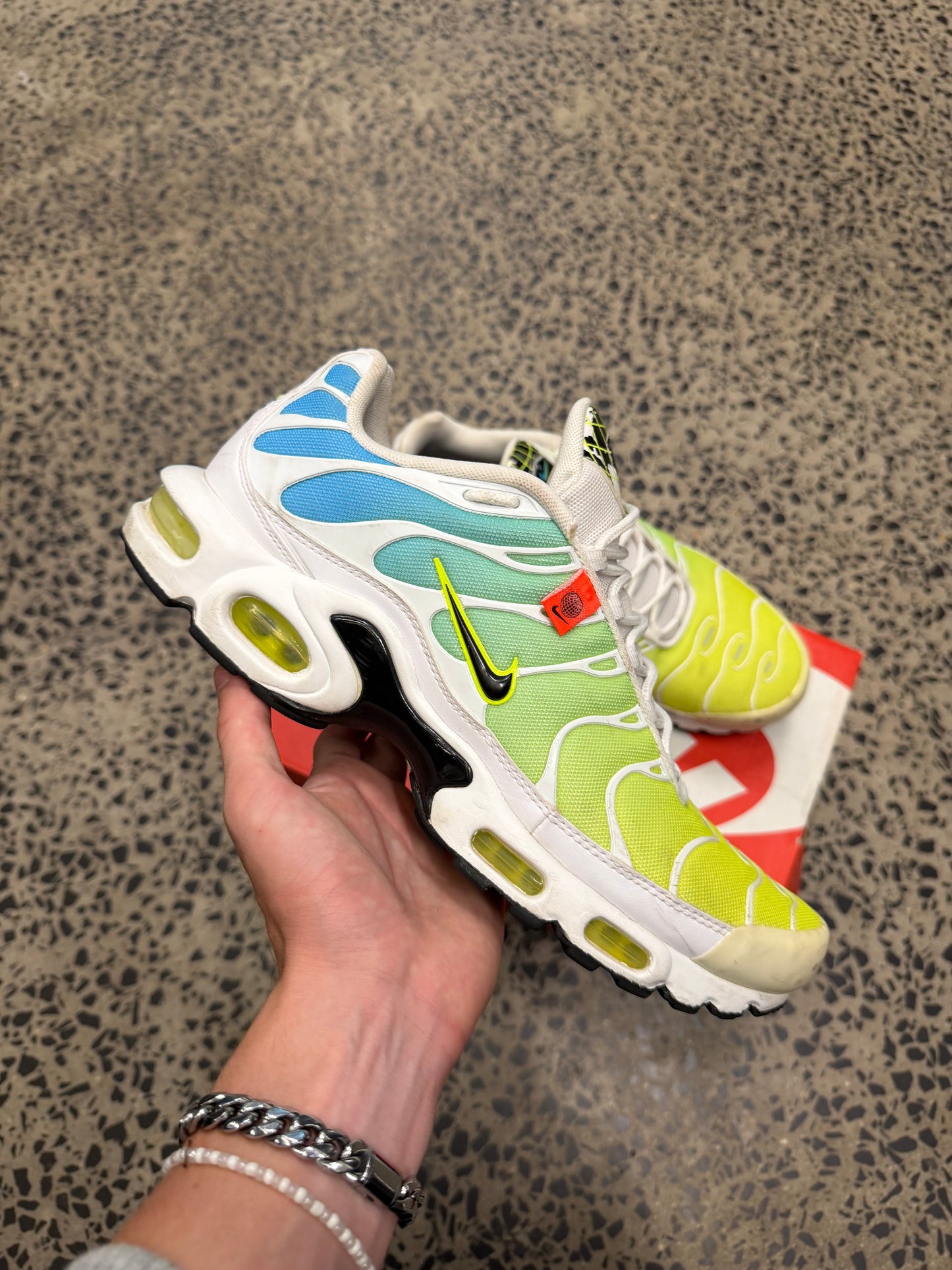 Nike Air Max Plus Worldwide’s US10.5 Men’s