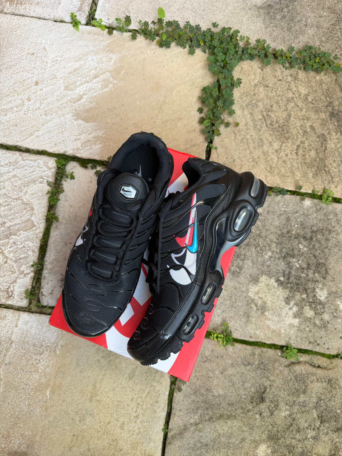 Nike Air Max Plus "Black Quad Swoosh" US12 men's