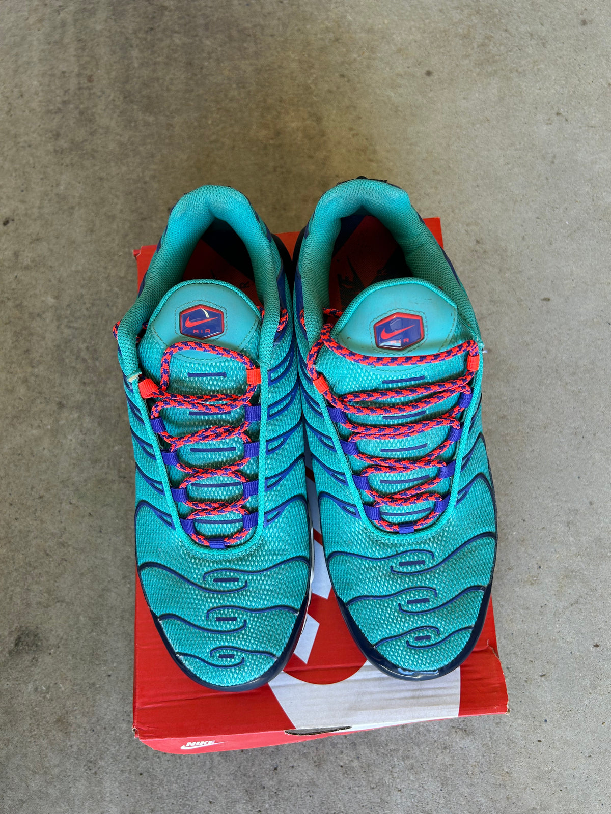 Nike Air Max Plus Discover Your Air US11 Men’s