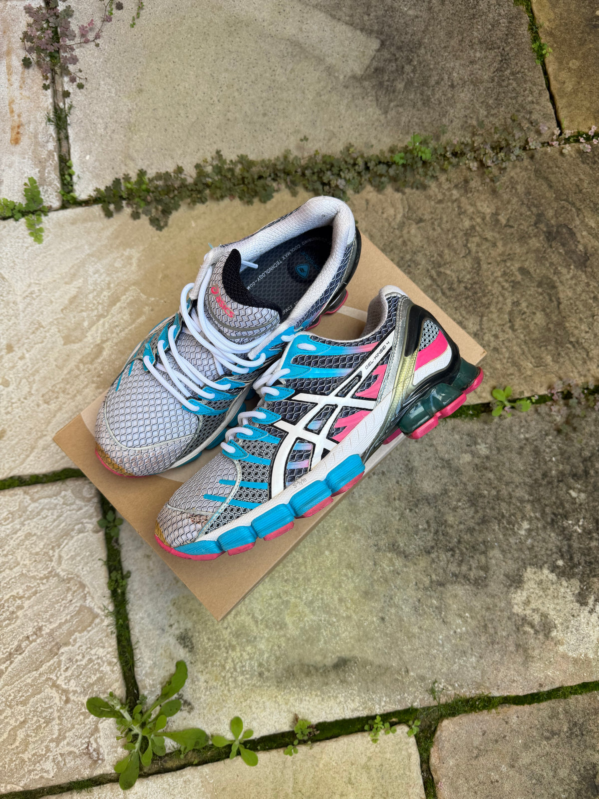 ASICS GEL-KINSEI 4 “Bubble Gum” US10 Women’s / 8.5 Men’s