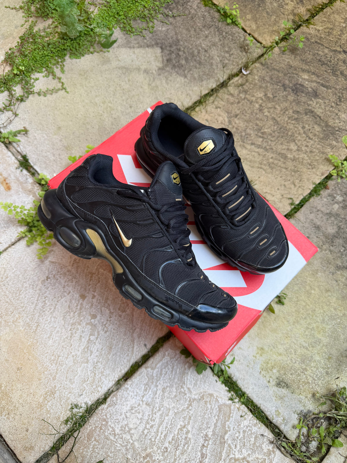 Nike Air Max Plus “Black University Gold” US9 Men’s