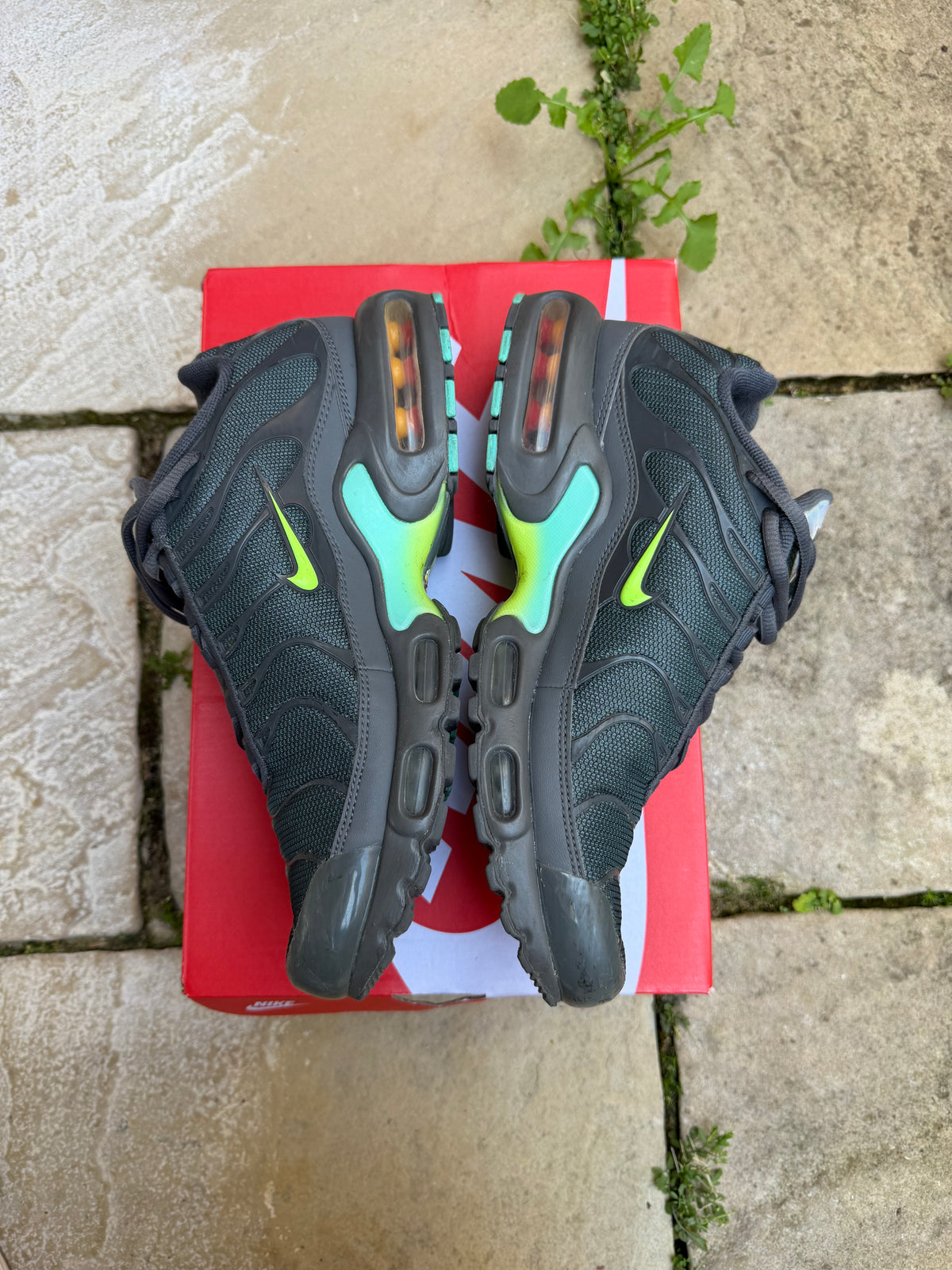 Nike Air Max Plus “Iron Grey Iridescent” US9 Men’s