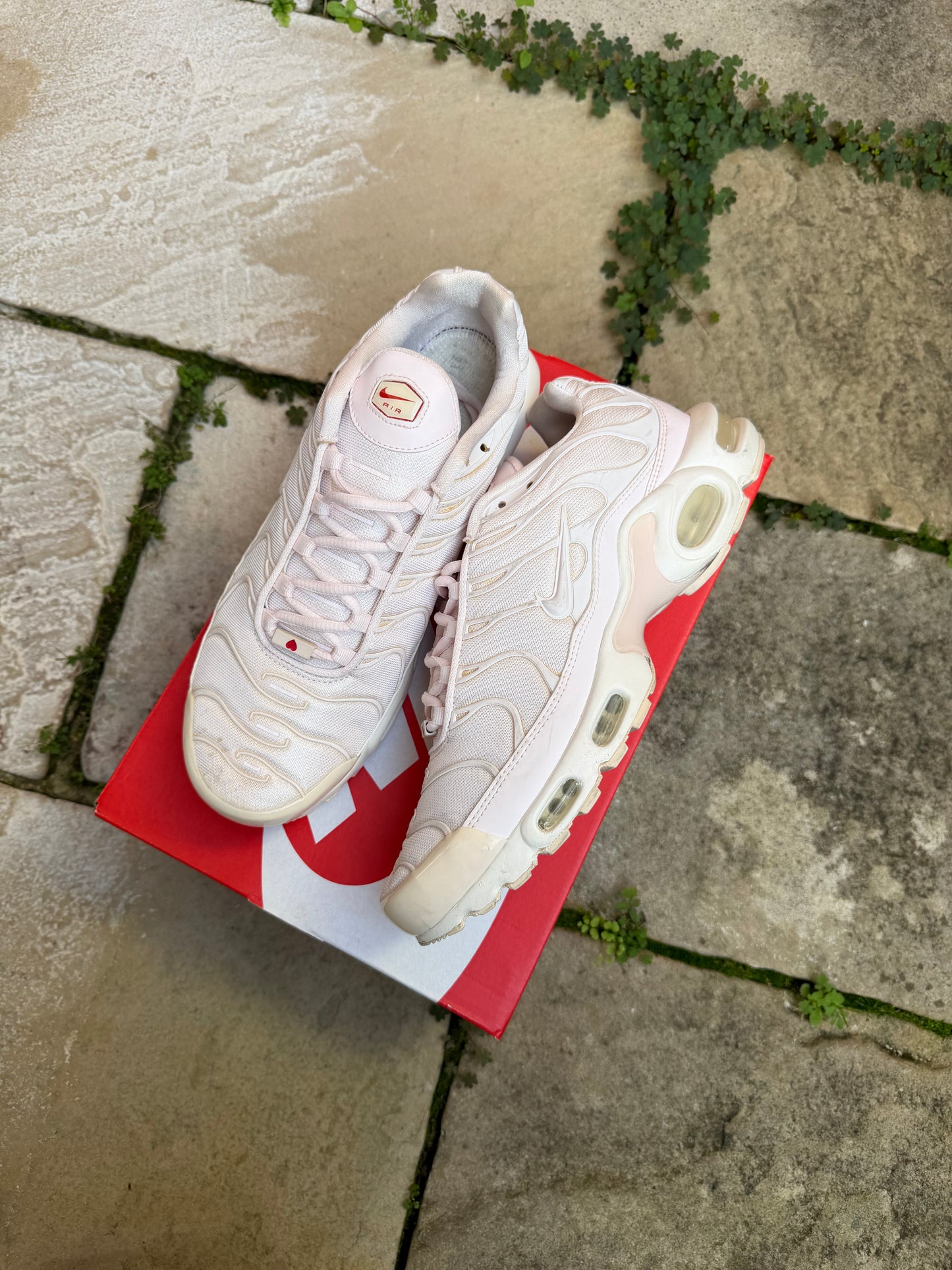 Nike Air Max Plus "Women's Valentines" US11 Women's/ 9.5 Men's