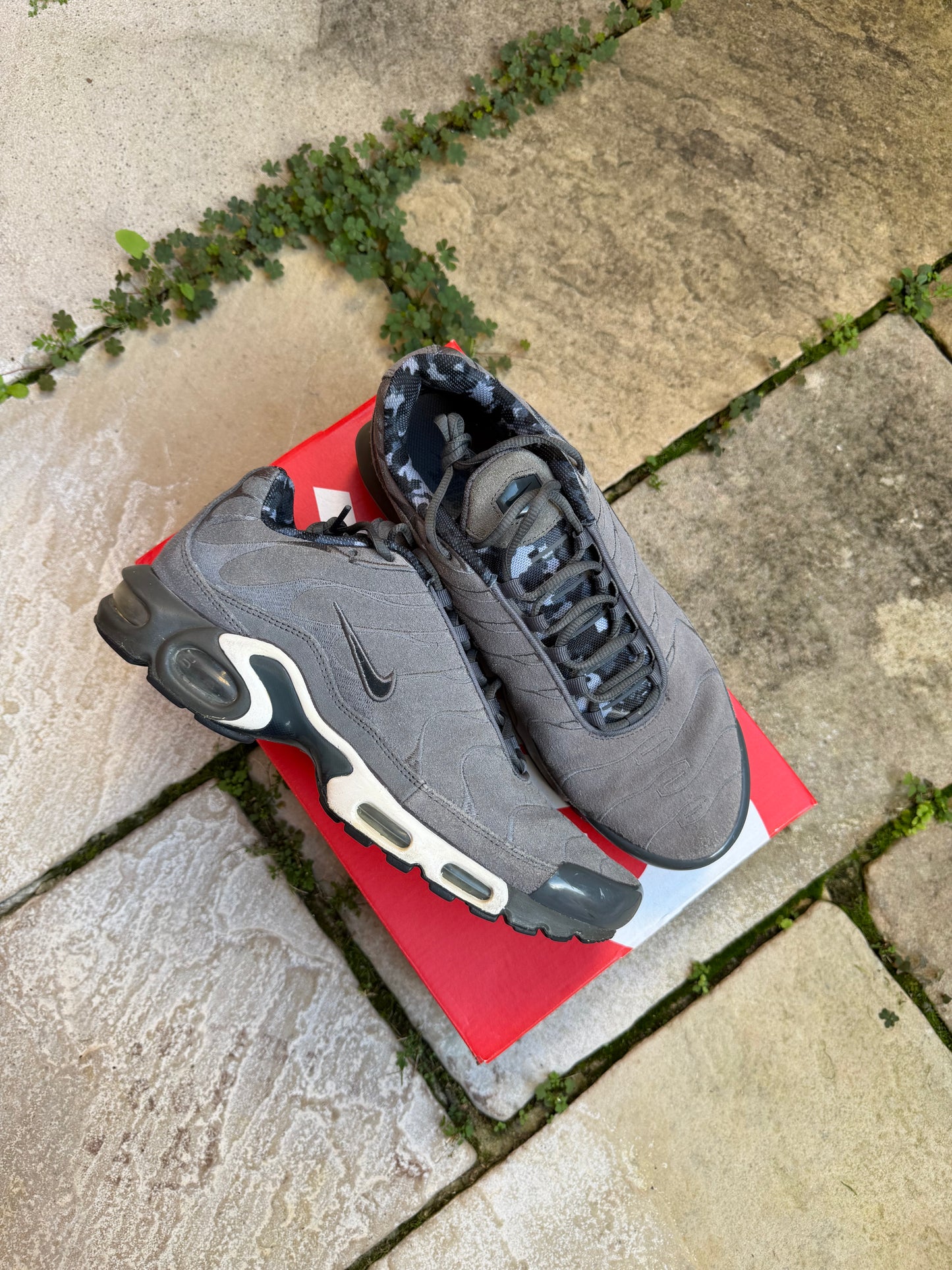 Nike Air Max Plus "Boss Suede" (2014) US10.5 Men's