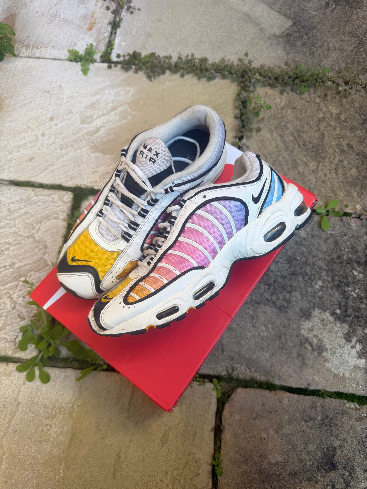 Nike Tailwind 4 “Rainbow” US12 Women’s / 10.5 Men’s