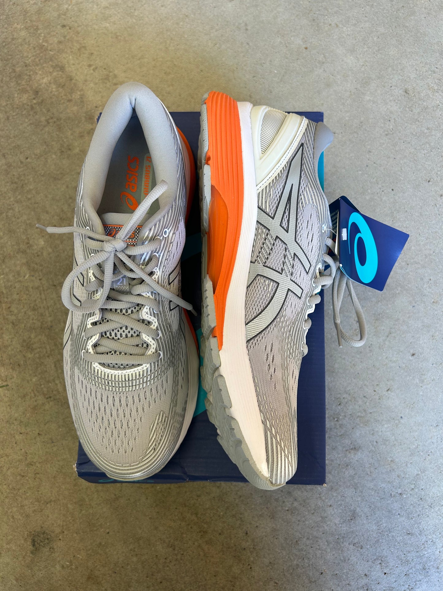 ASICS GEL Nimbus 21 Mid Grey/ White US10.5 Men’s