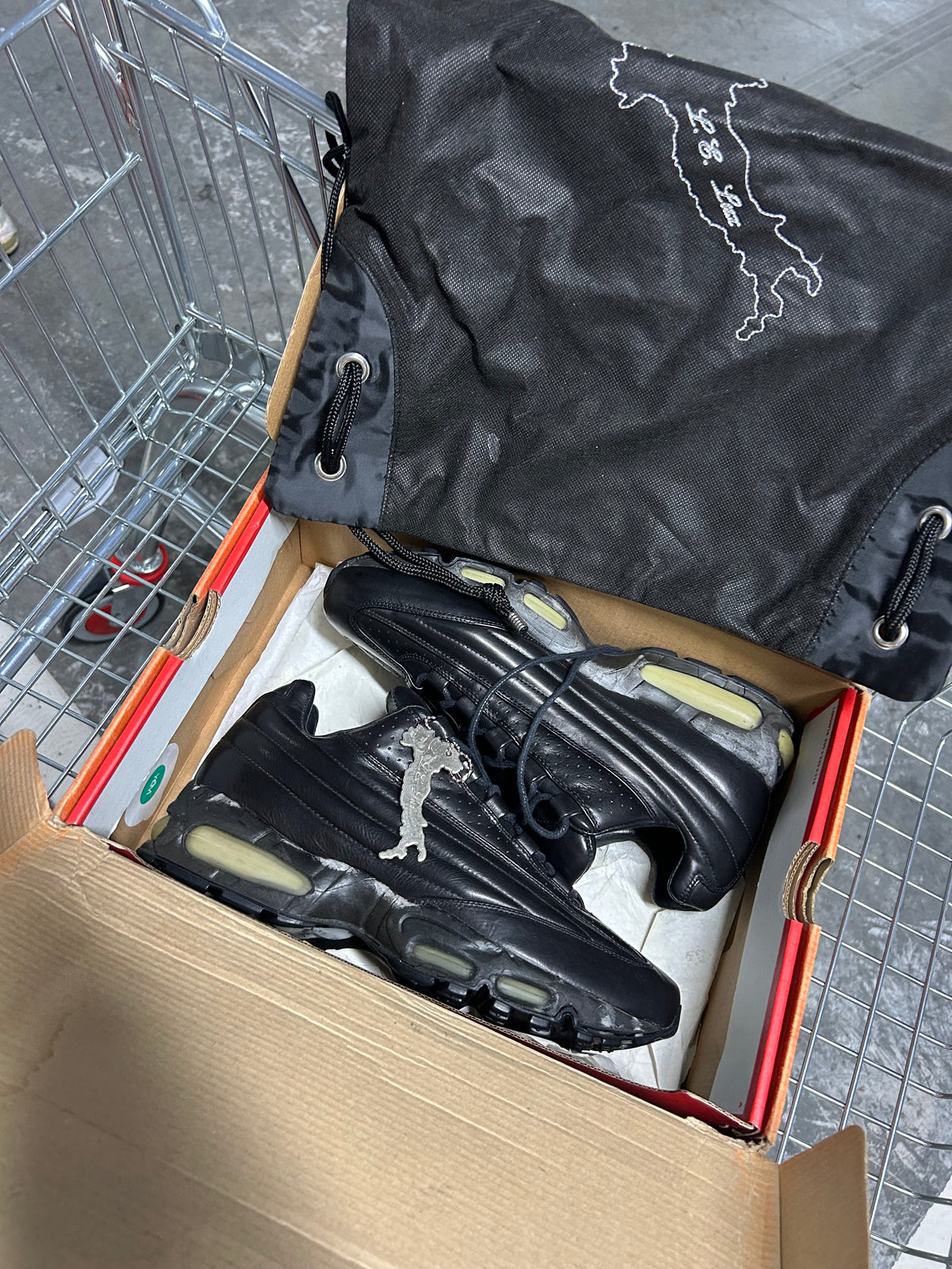 Nike Air Max 95 Lux Black (2001) US9 men’s