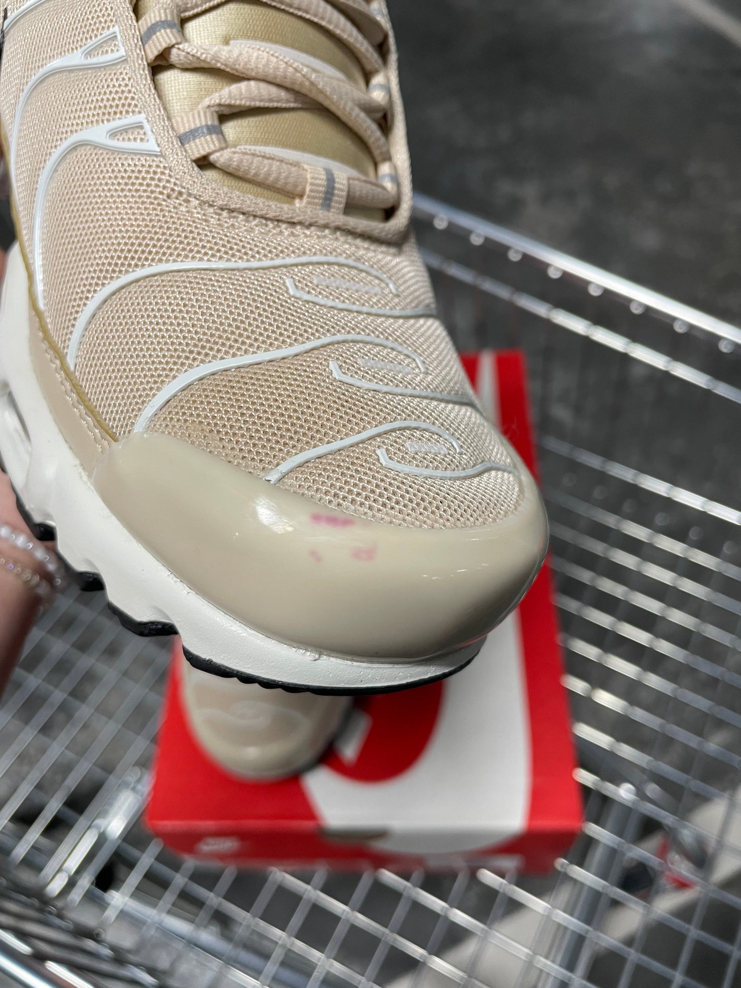 Nike Air Max Plus Sandrift US11W / 9.5 Men’s