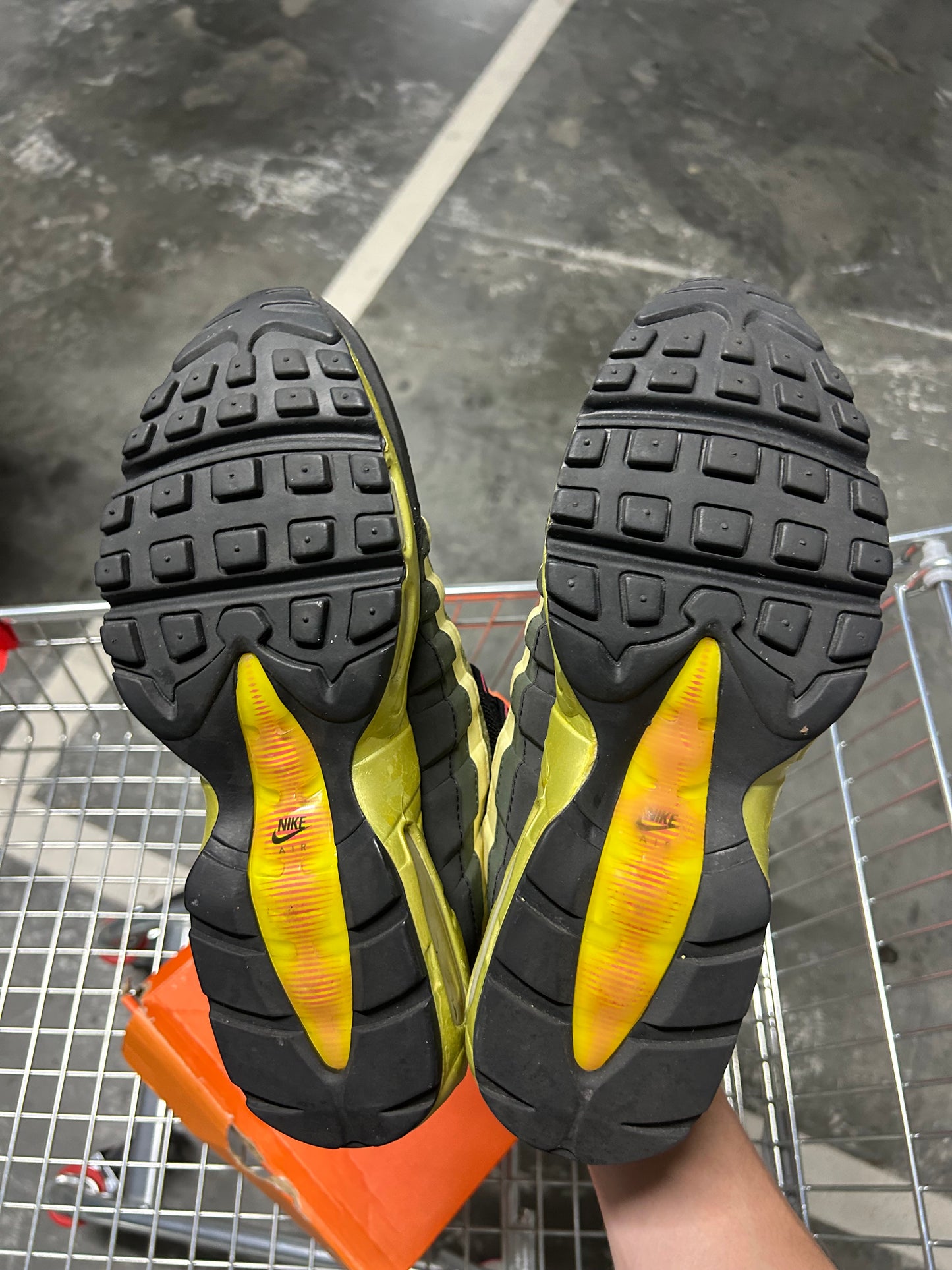 Nike Air Max 95 Premium Black Flamingo Pilgrim (2007) US9 Men’s