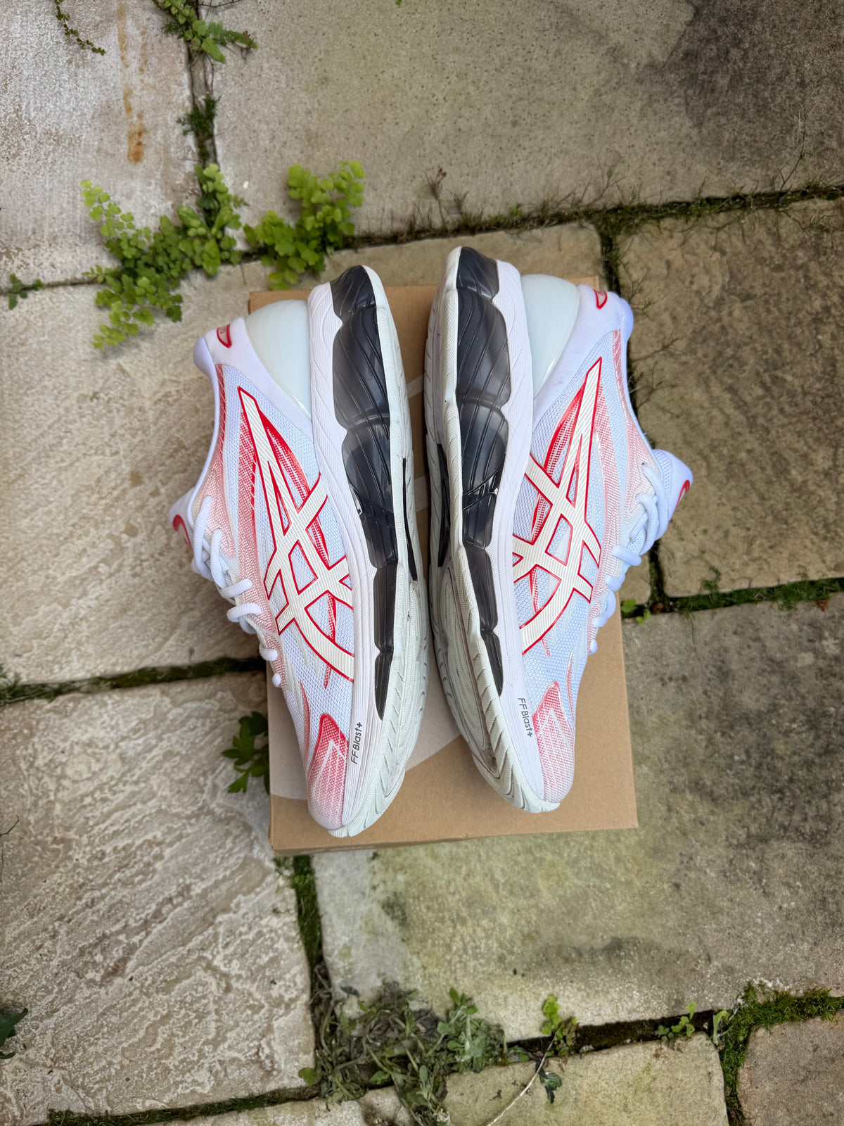 ASICS GEL-Quantum 360 VII “White / Classic Red” US9.5 Men’s