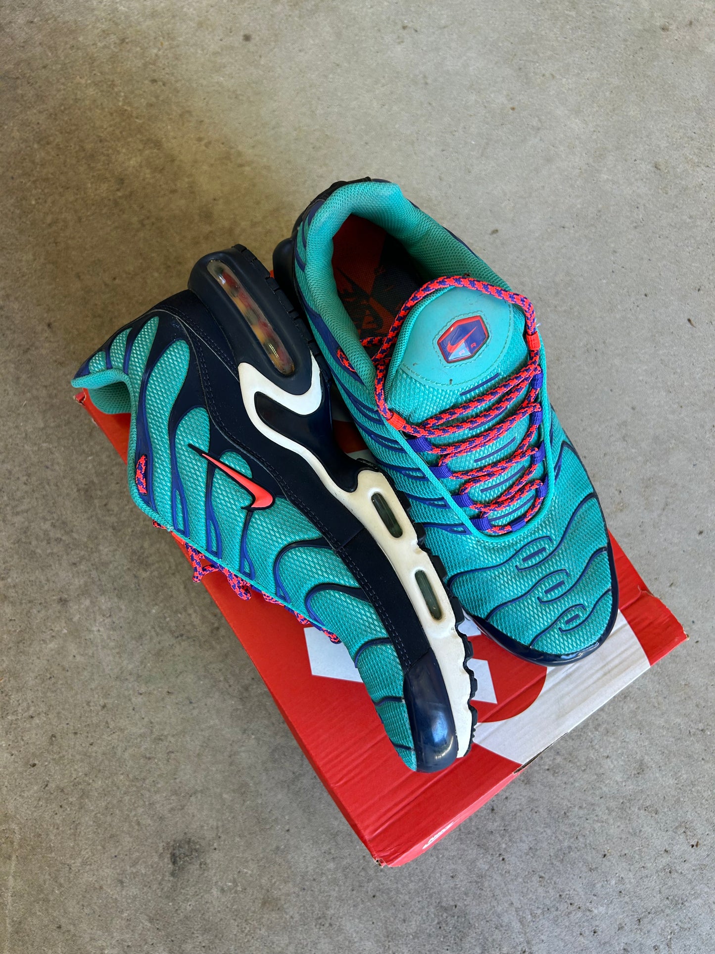 Nike Air Max Plus Discover Your Air US11 Men’s