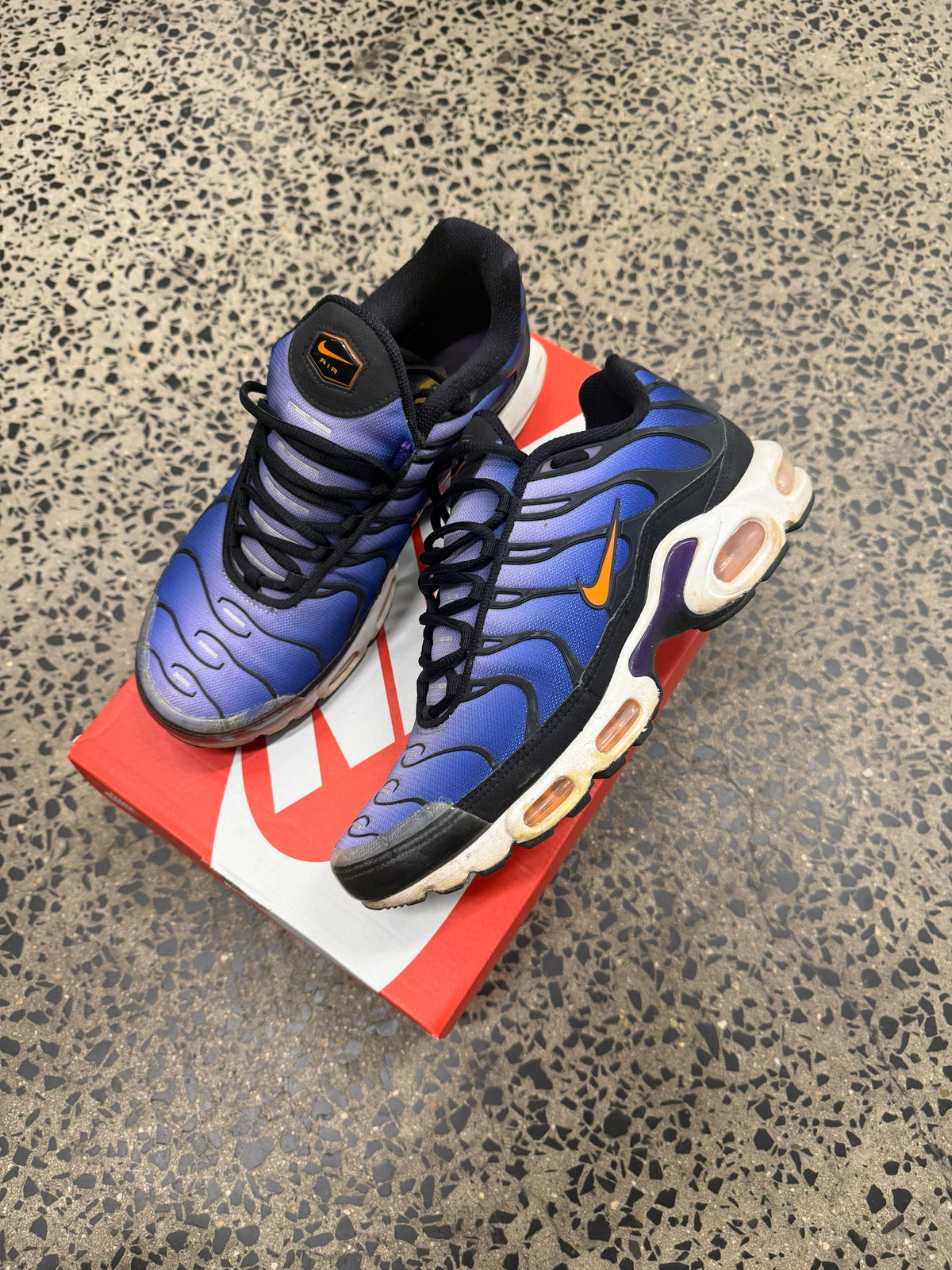 Nike Air Max Plus "Purple Volts" US10 Men's (2018 Release)