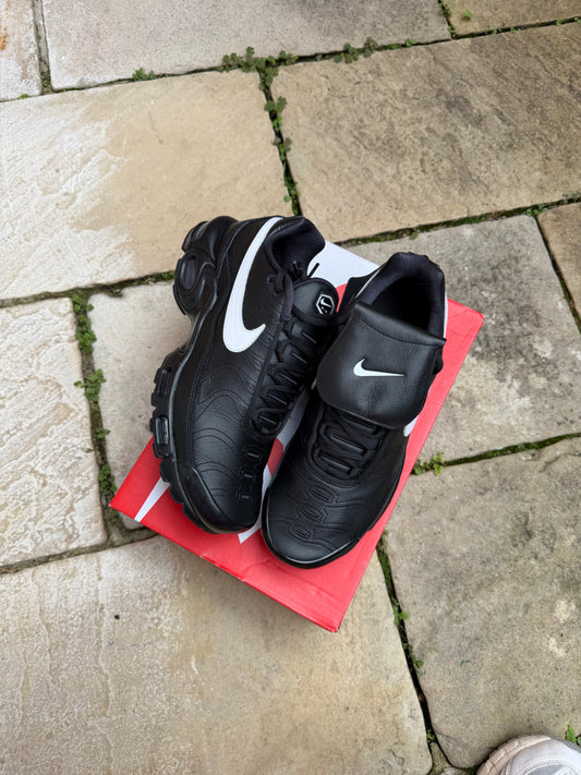 Nike Air Max Plus Tiempo "Black" US11 Women's/9.5 Men's