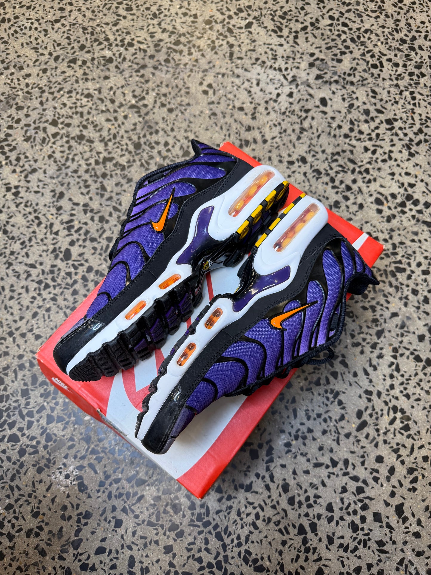 Nike Air Max Plus Purple Volt US9.5 Mens