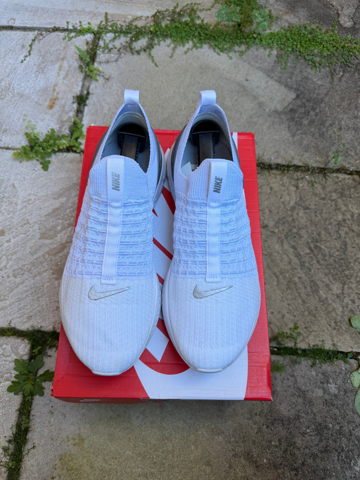 Nike Phantom React V2 “Triple White” US11 Women’s /9.5 Men’s