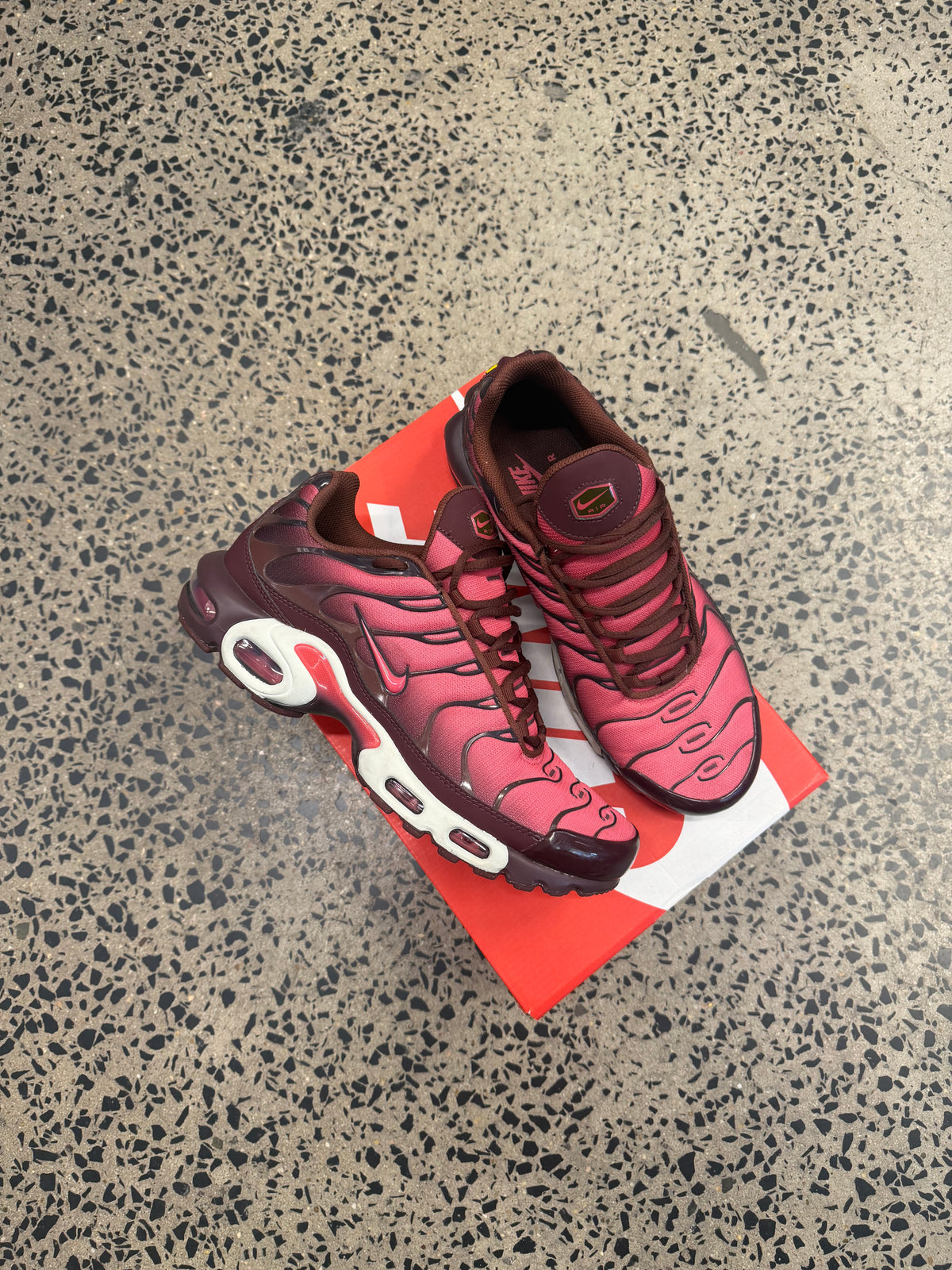 Nike Air Max Plus “Burgundy Crush” US11 Women’s/ 9.5 Men’s