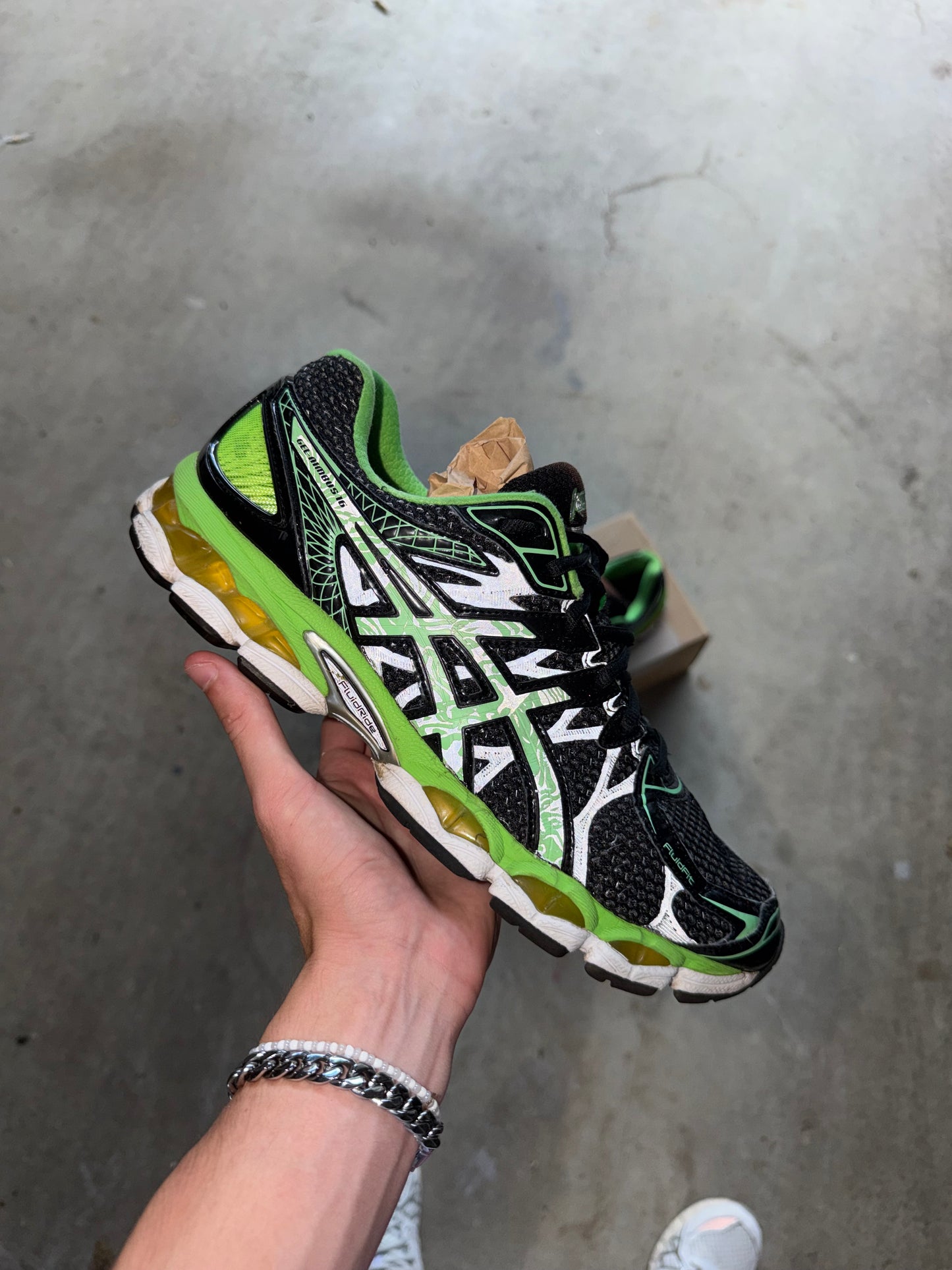 ASICS Gel Nimbus 16 "Volt Green Liteshows" US10.5 Men's