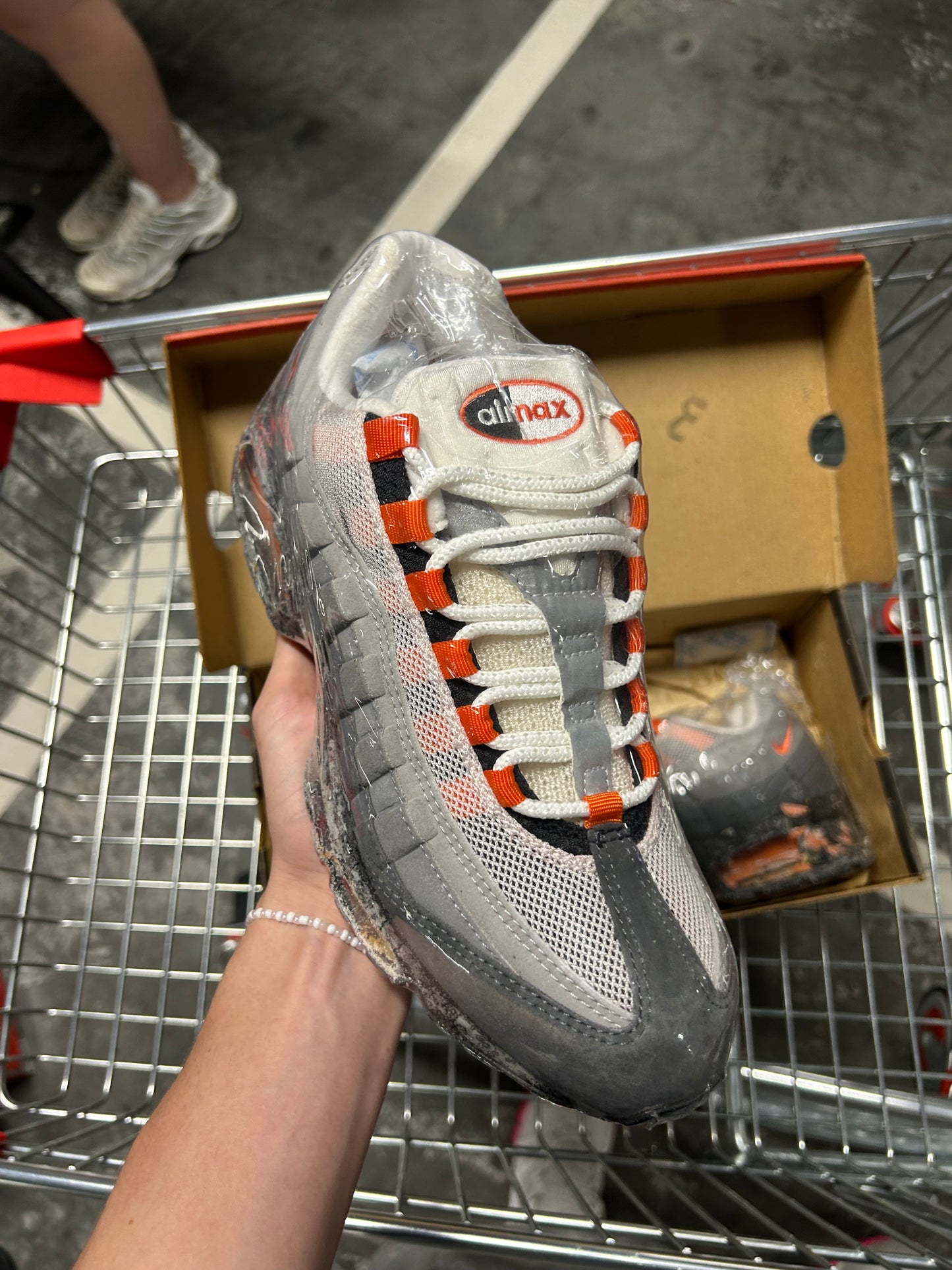 Nike Air Max 95 Black Safety Orange (1997) US9 men’s