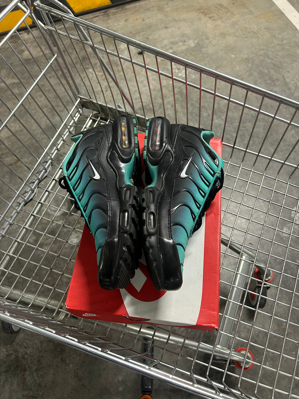 Nike Air Max Plus Aqua Fade Men’s US10.5