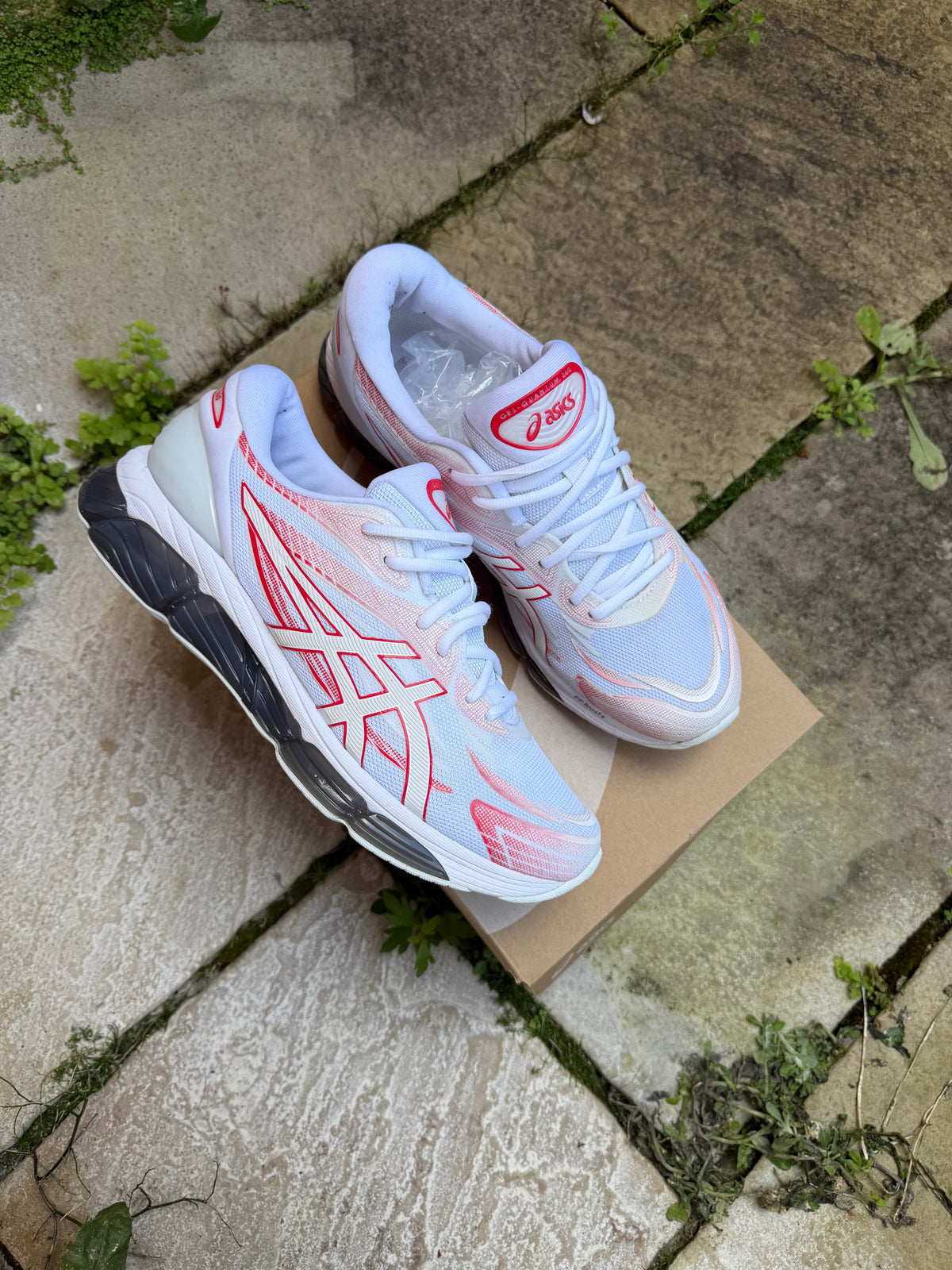 ASICS GEL-Quantum 360 VII “White / Classic Red” US9.5 Men’s