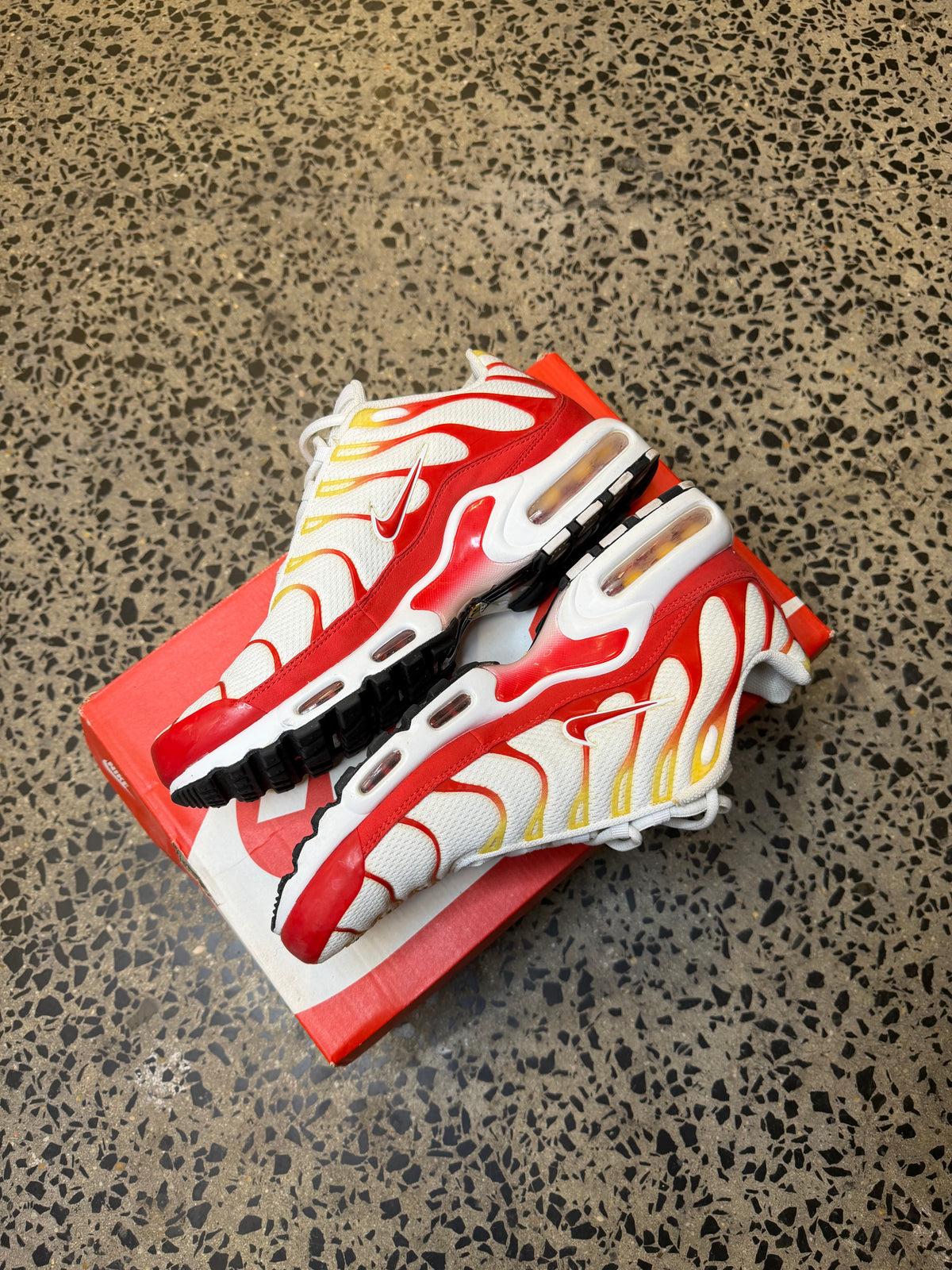 Nike Air Max Plus "Arsenal" Men's US9.5
