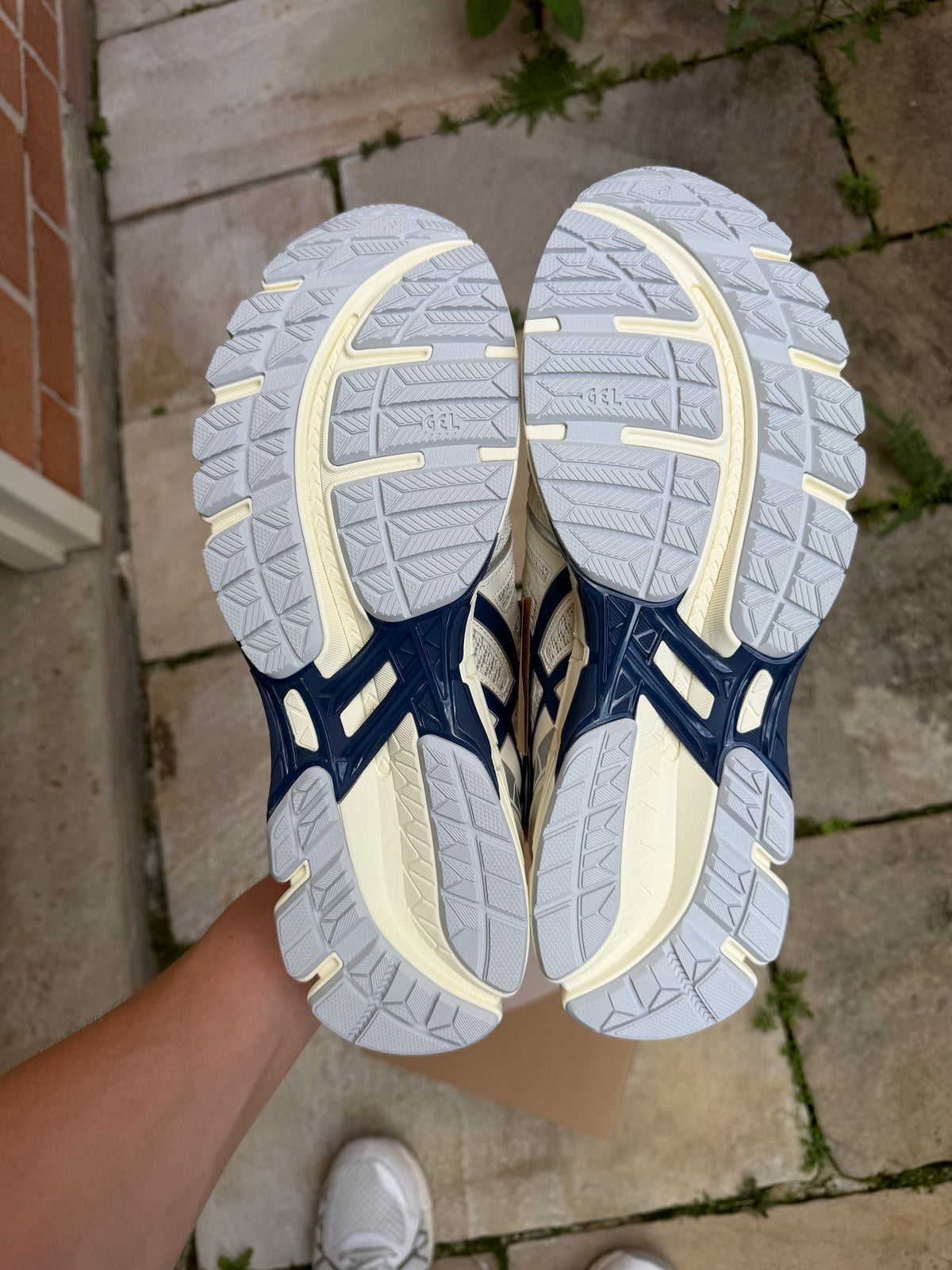 ASICS GEL KAYANO 20 Cream Independence Blue US11 Men’s