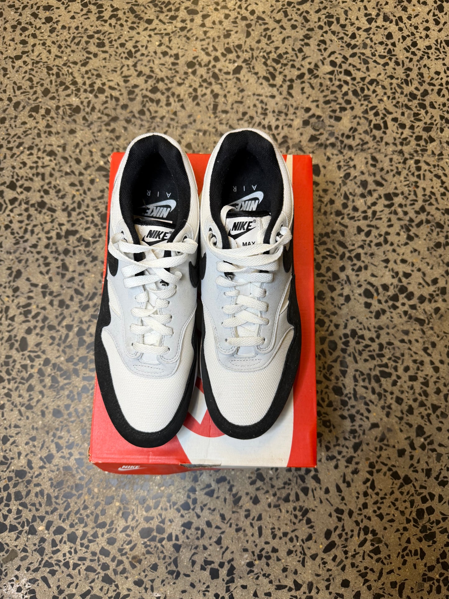 Nike Air Max 1 Panda US9.5 Men's