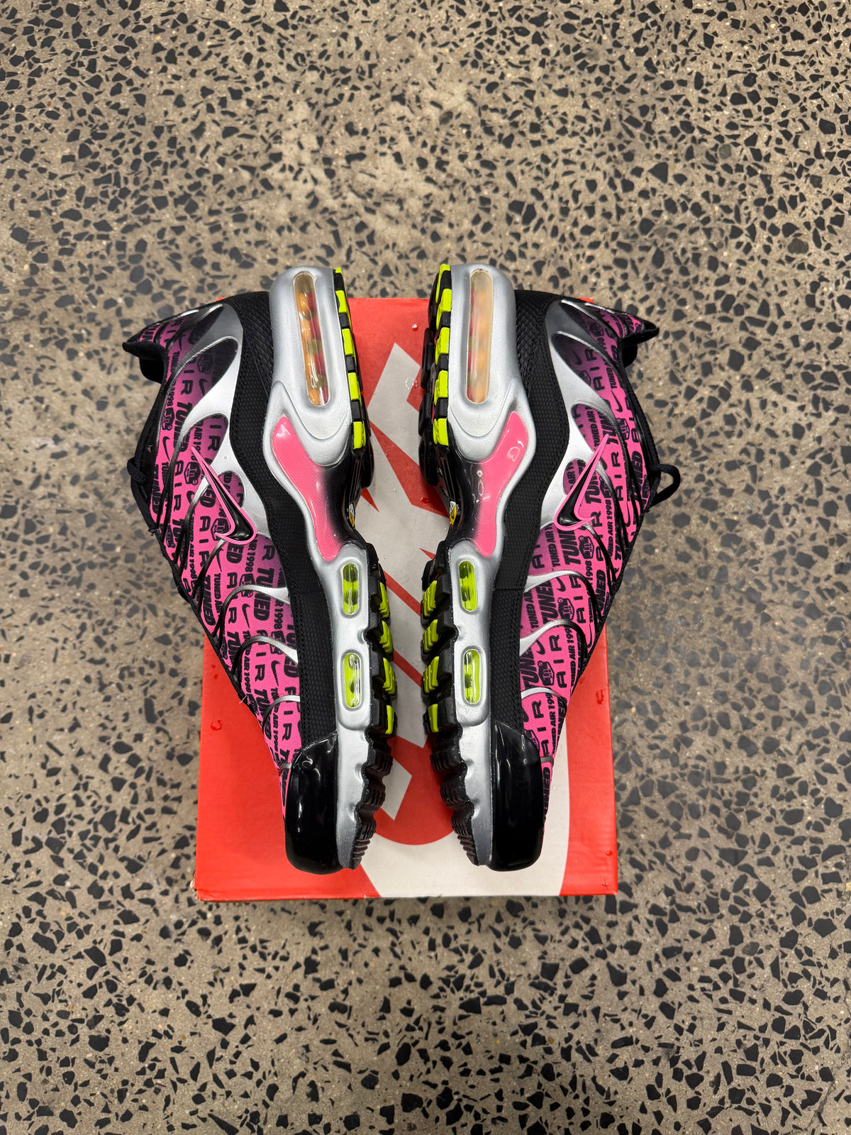 Nike Air Max Plus Mercurial XXV “Black Volt/Hyper Pink” US13 Men’s