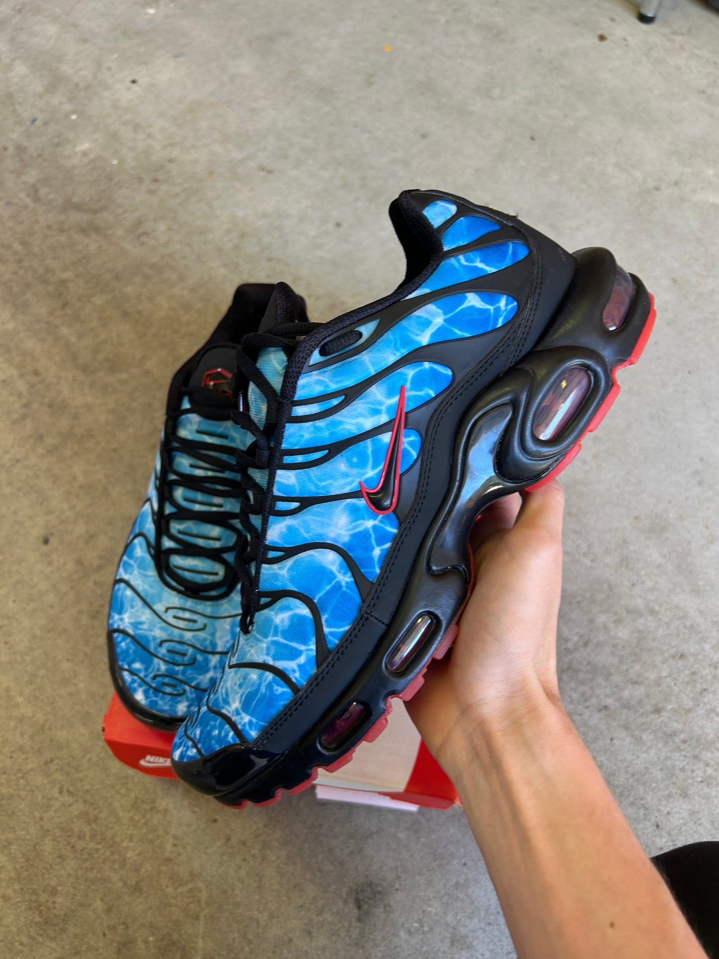 Nike Air Max Plus Shark Attack US11 Men’s