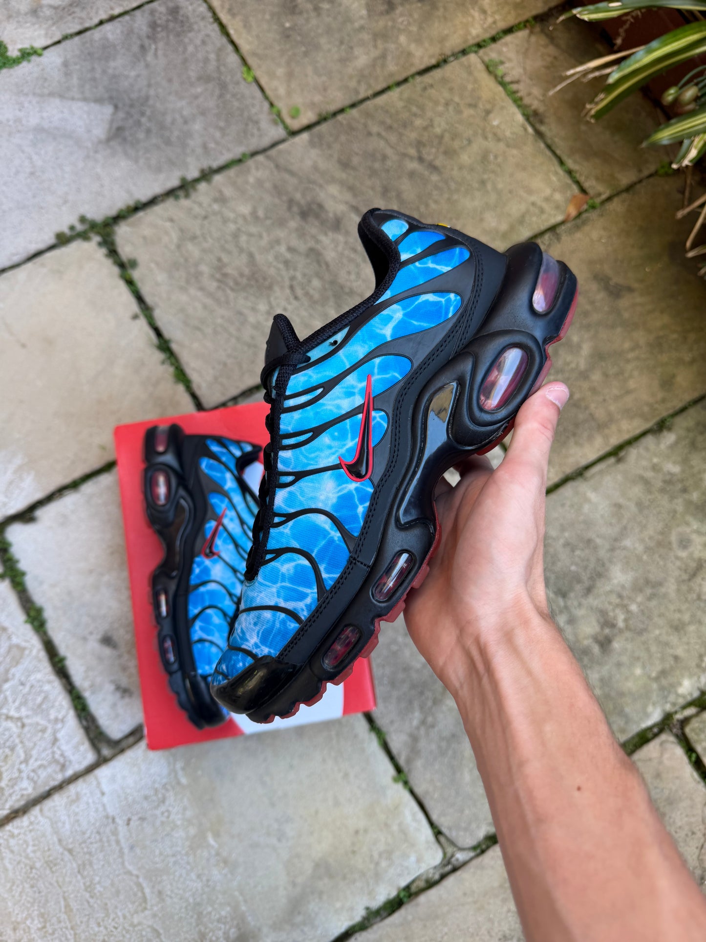 Nike Air Max Plus "Shark" US10 Men's