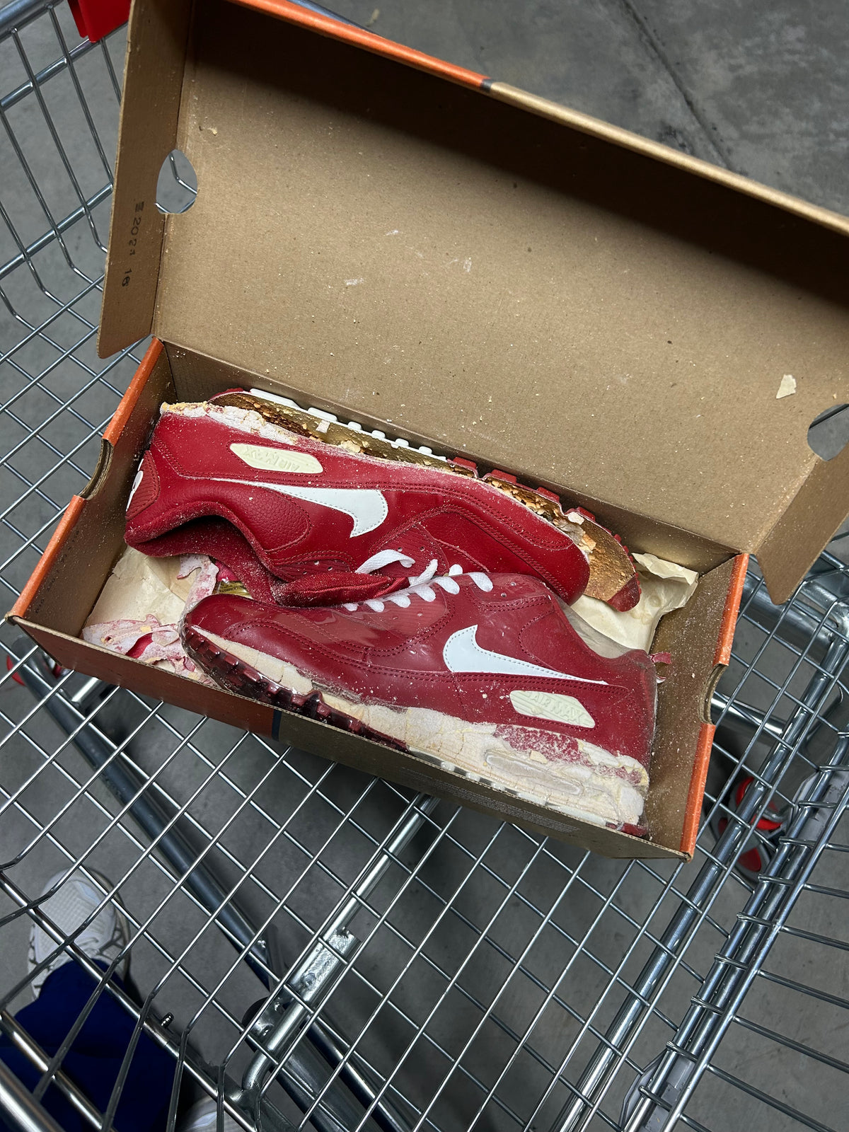 Nike Air Max 90 Valentines (2002) US10.5 Women's / US9 Men's