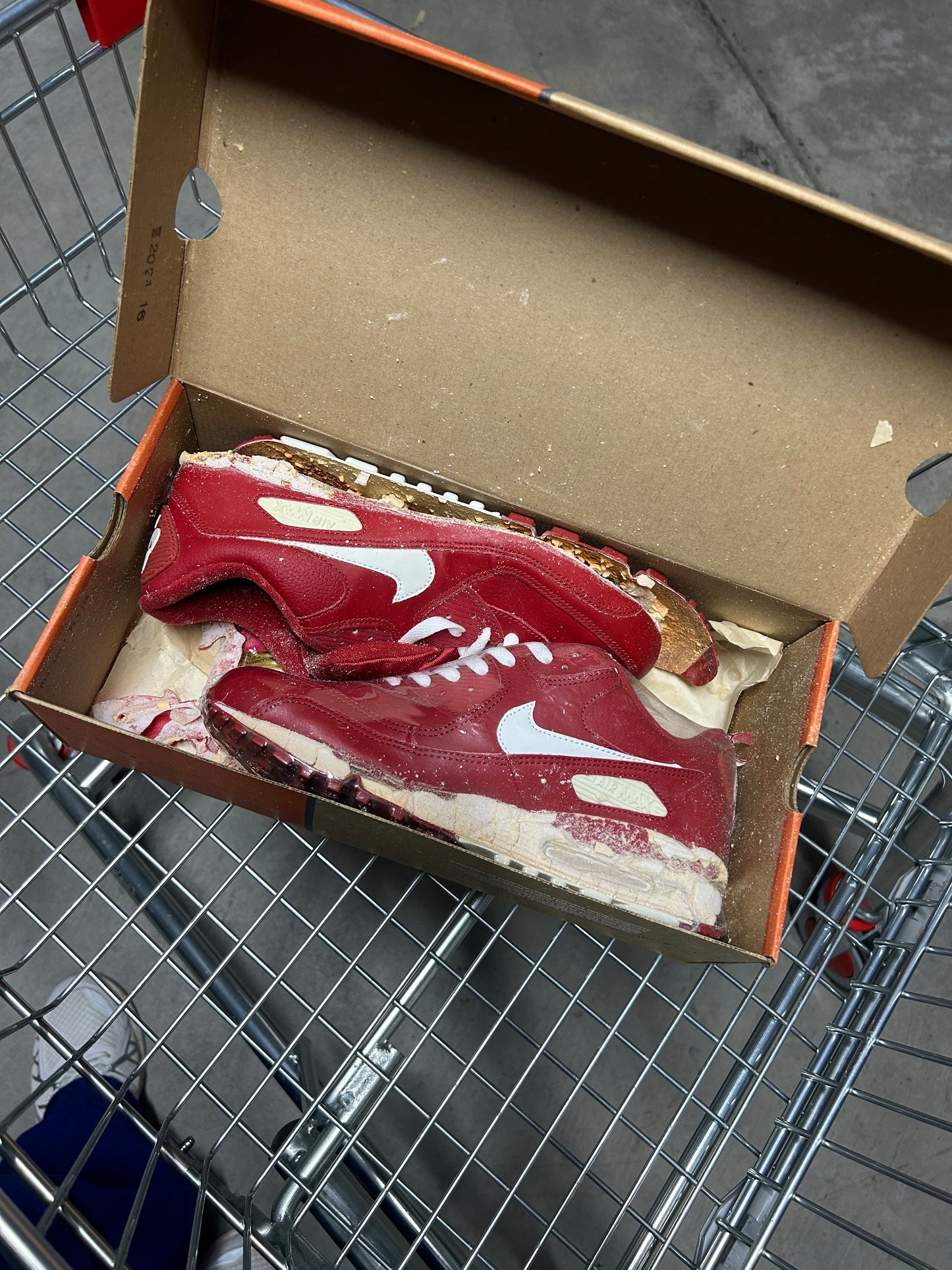 Nike Air Max 90 Valentines (2002) US10.5 Women's / US9 Men's