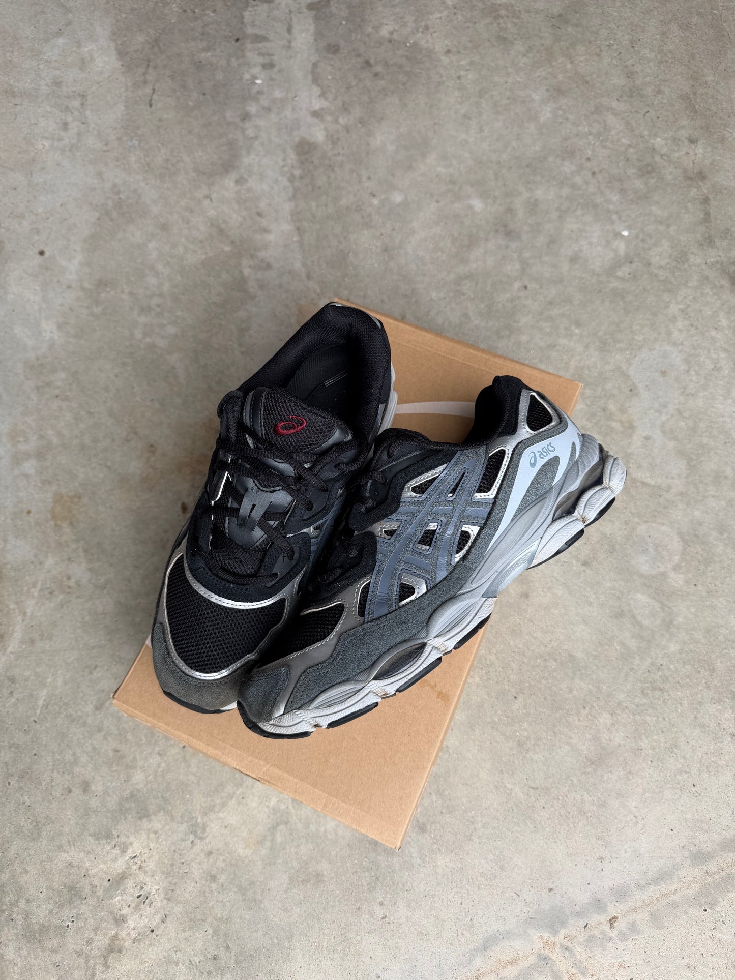 ASICS GEL NYC Black Fjord Grey US9 Men’s